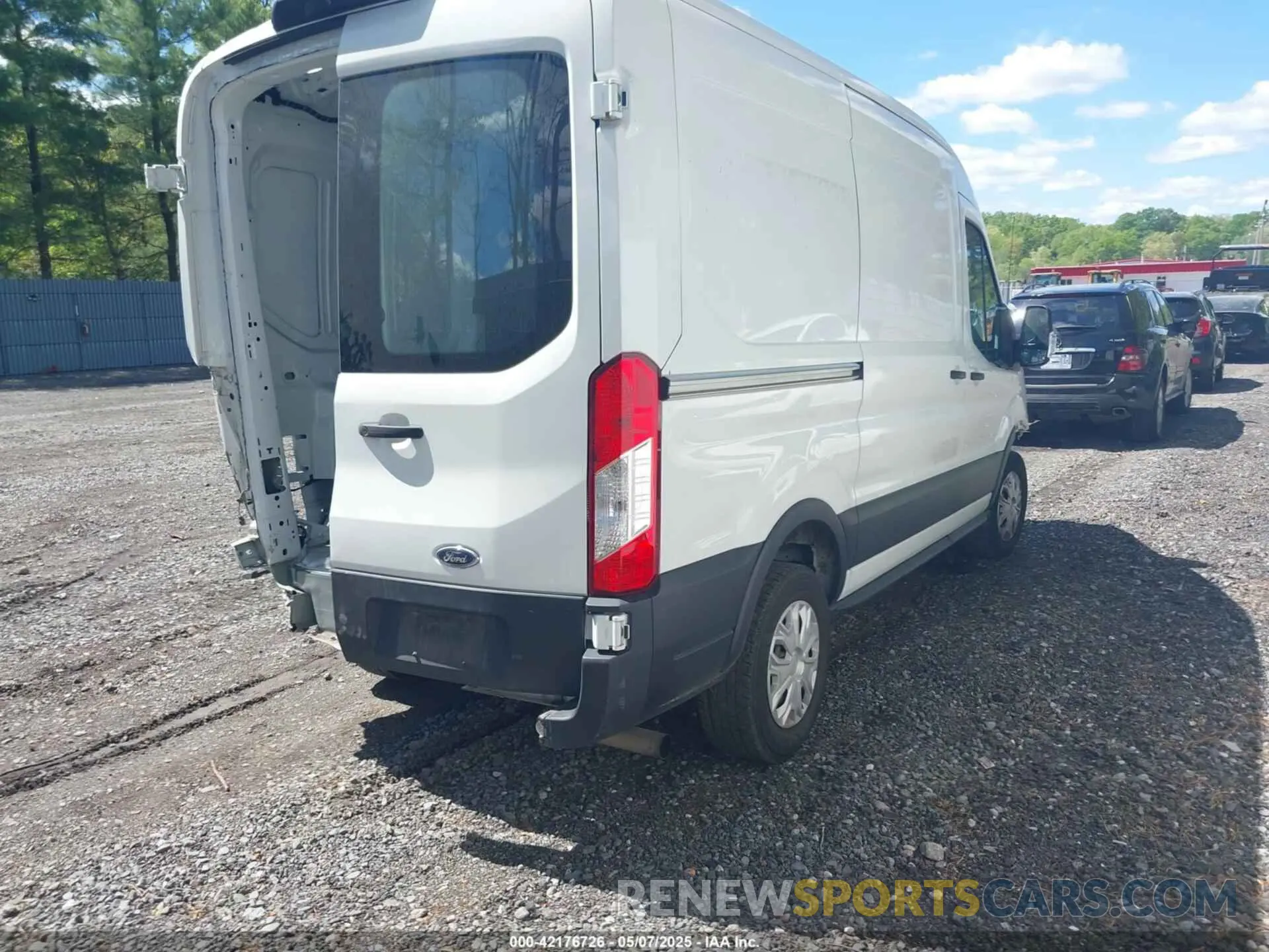 4 Photograph of a damaged car 1FTBR1C8XLKA04894 FORD TRANSIT-250 2020