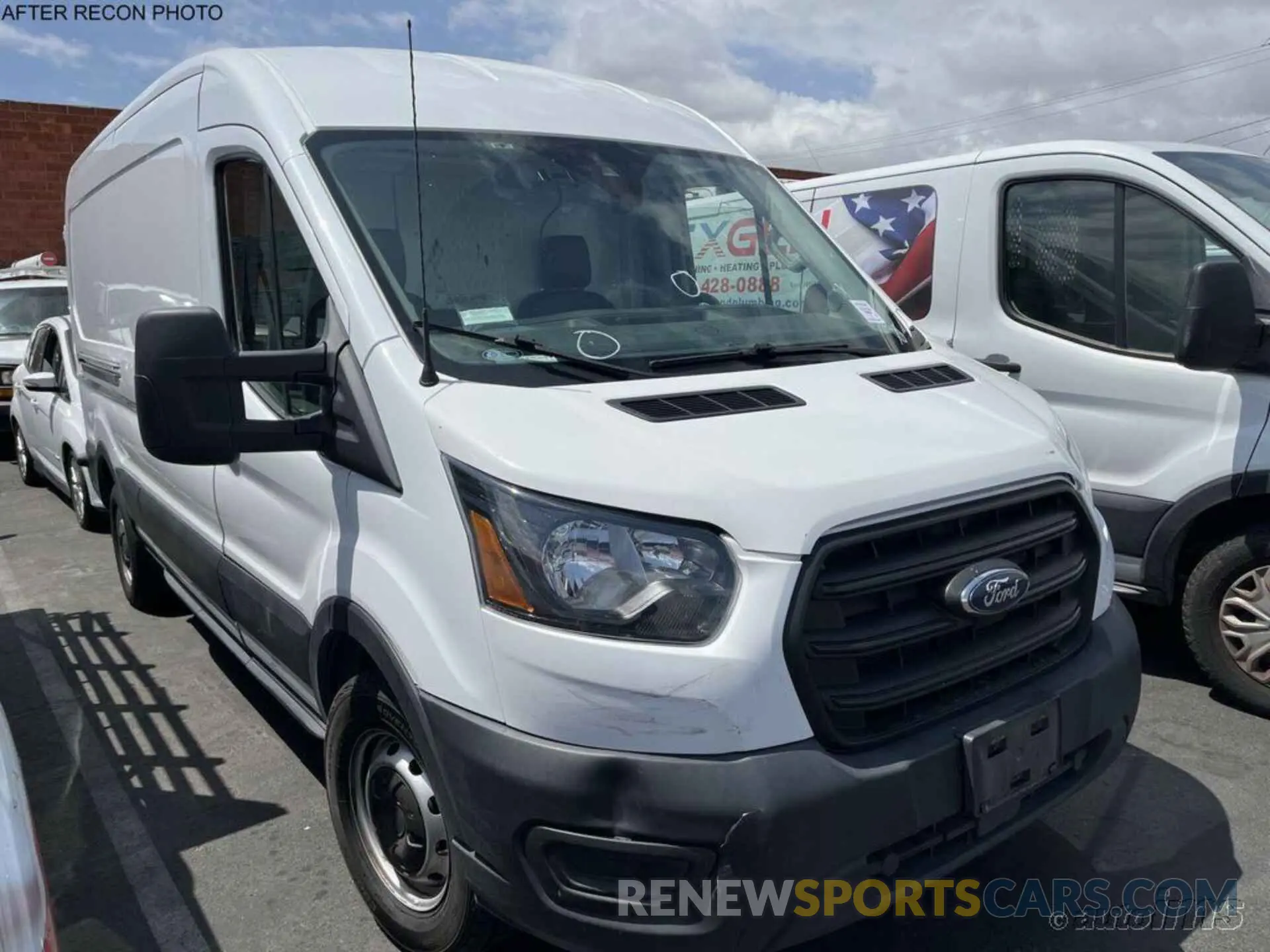 17 Photograph of a damaged car 1FTBR1C8XLKB68209 FORD TRANSIT-250 2020