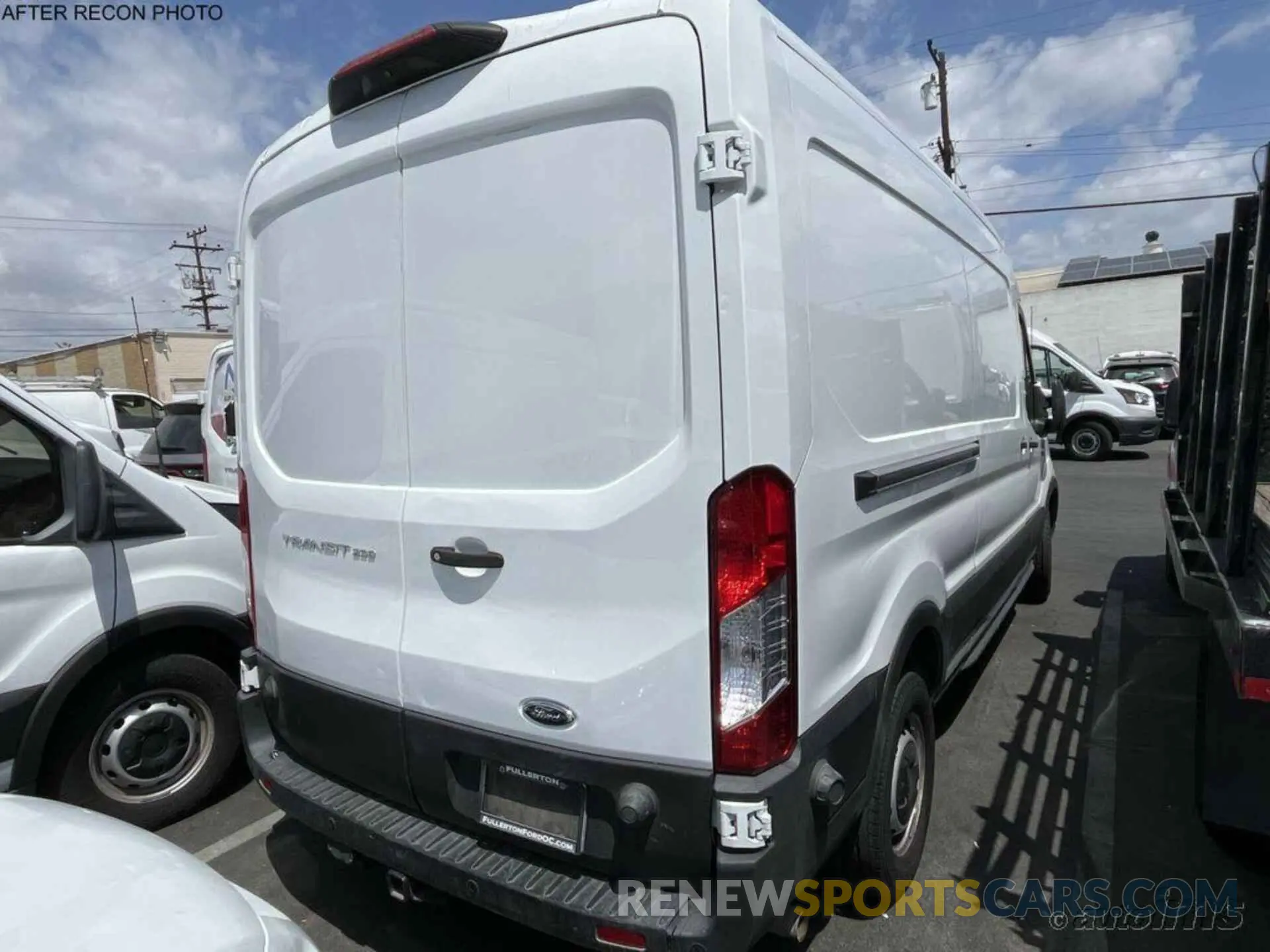 4 Photograph of a damaged car 1FTBR1C8XLKB68209 FORD TRANSIT-250 2020