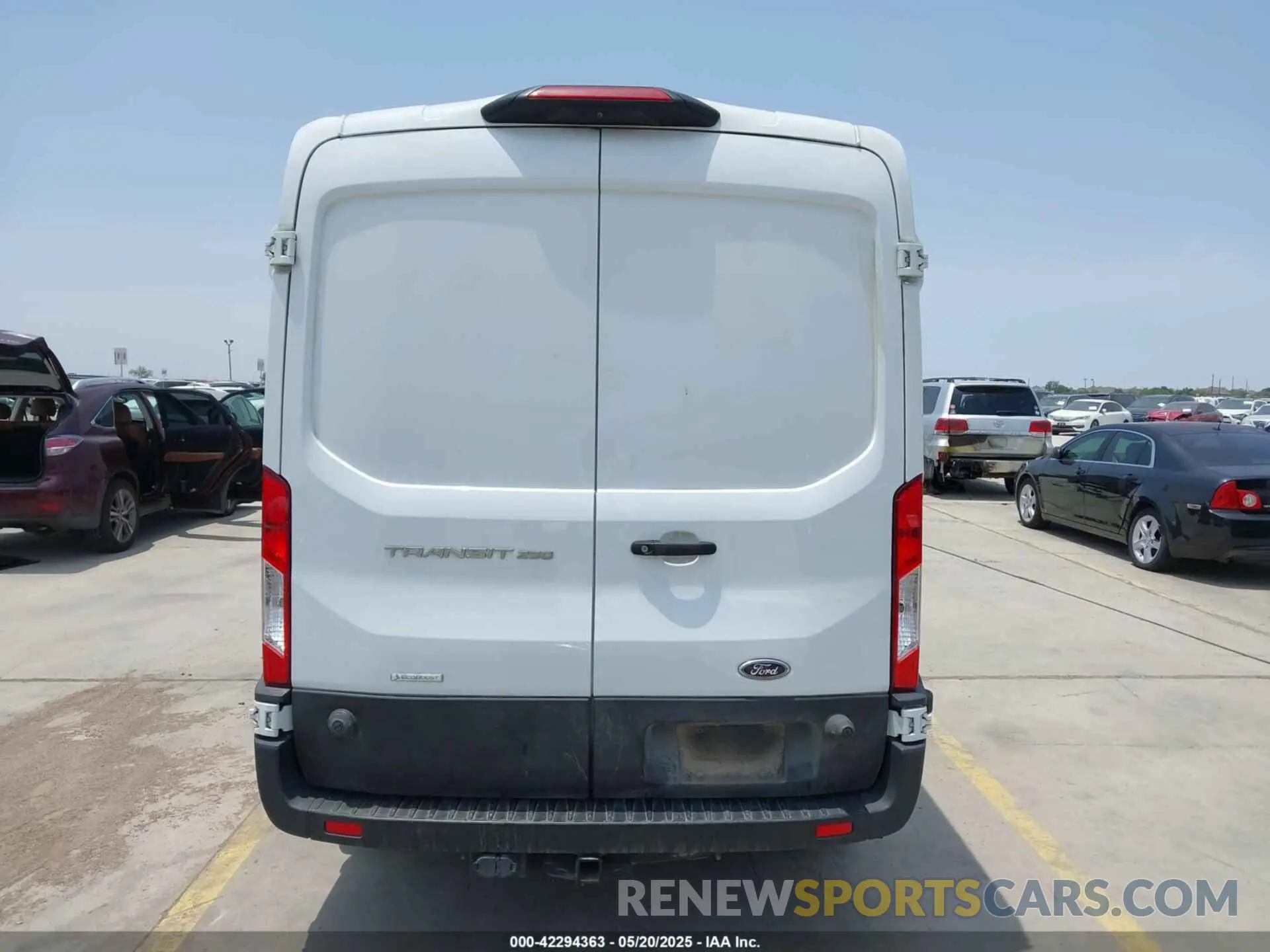 16 Photograph of a damaged car 1FTBR1CG4LKB26402 FORD TRANSIT-250 2020