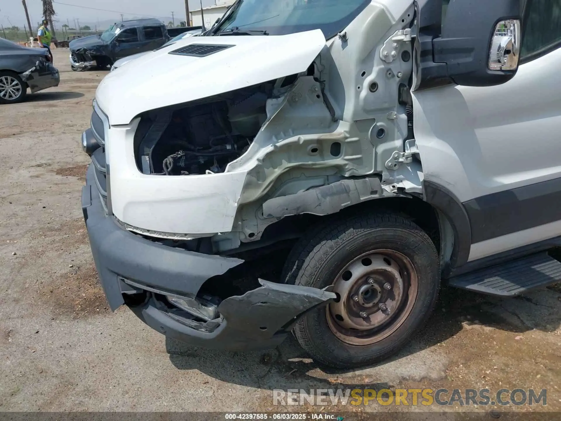 6 Photograph of a damaged car 1FTBR1CG6LKB66920 FORD TRANSIT-250 2020