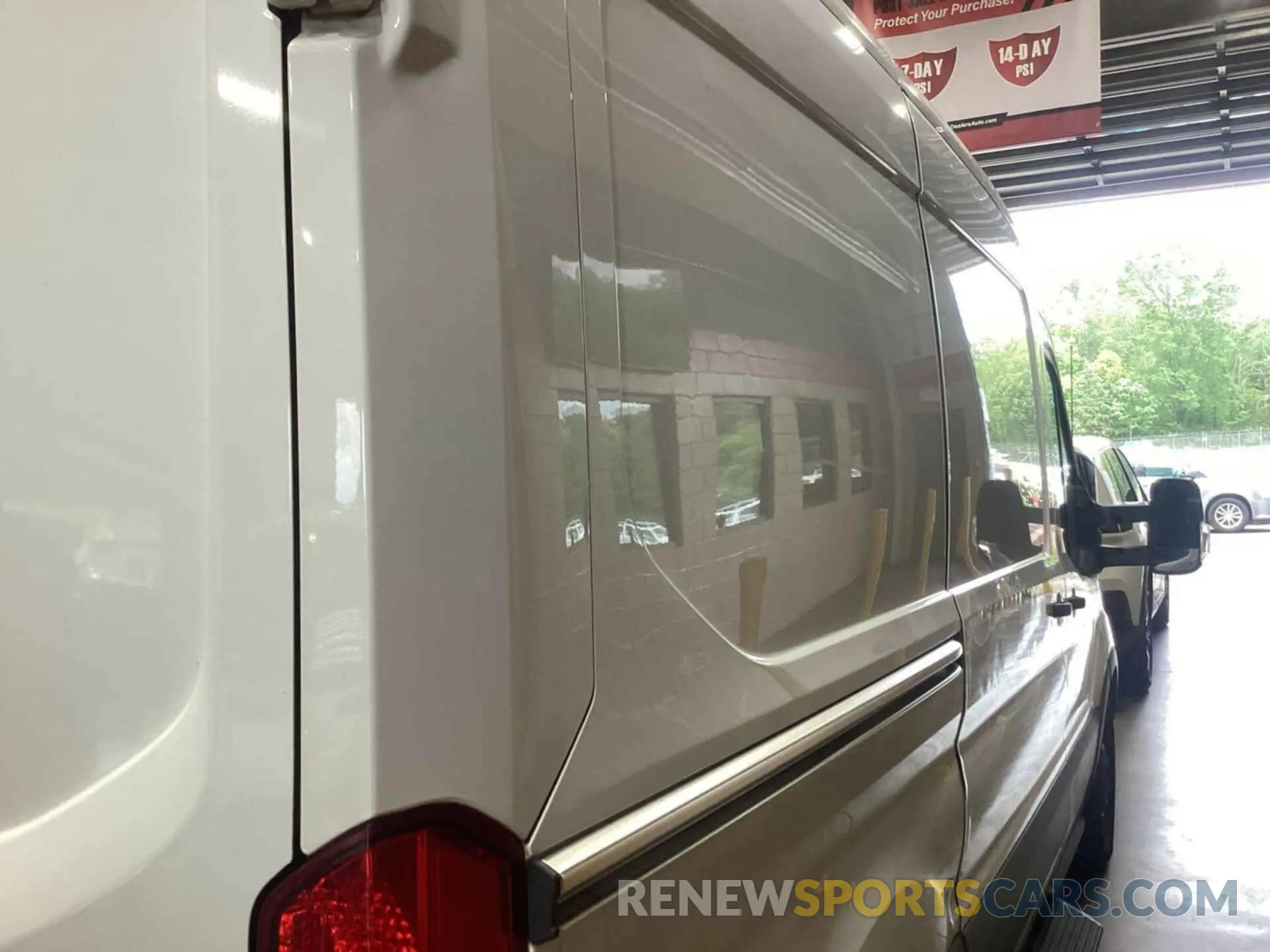 23 Photograph of a damaged car 1FTBR1CG6LKB75357 FORD TRANSIT-250 2020