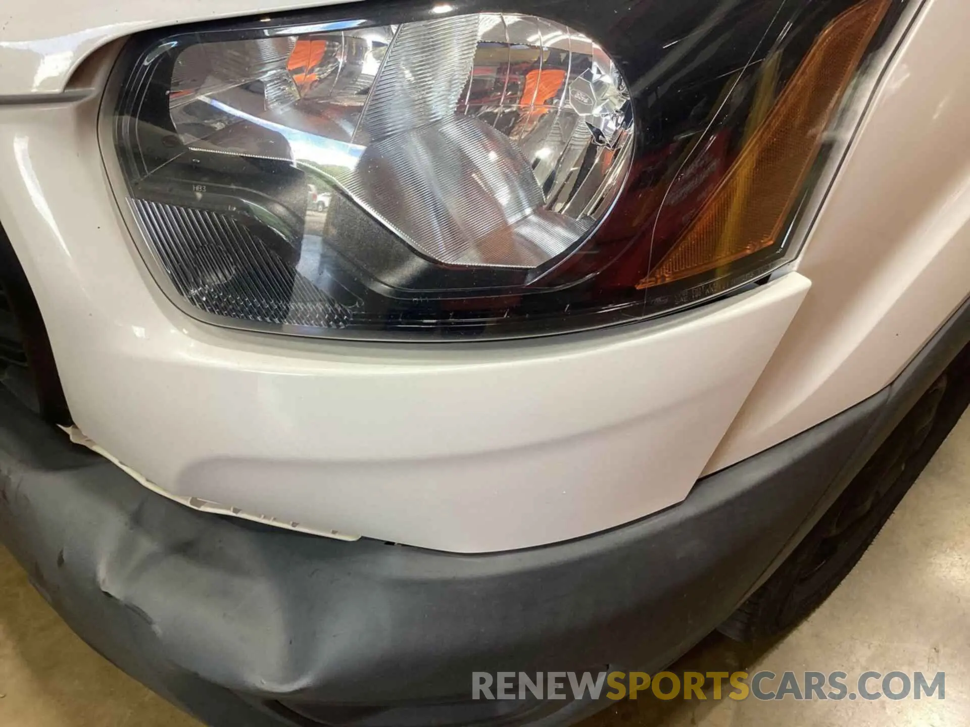 3 Photograph of a damaged car 1FTBR1CG6LKB75357 FORD TRANSIT-250 2020
