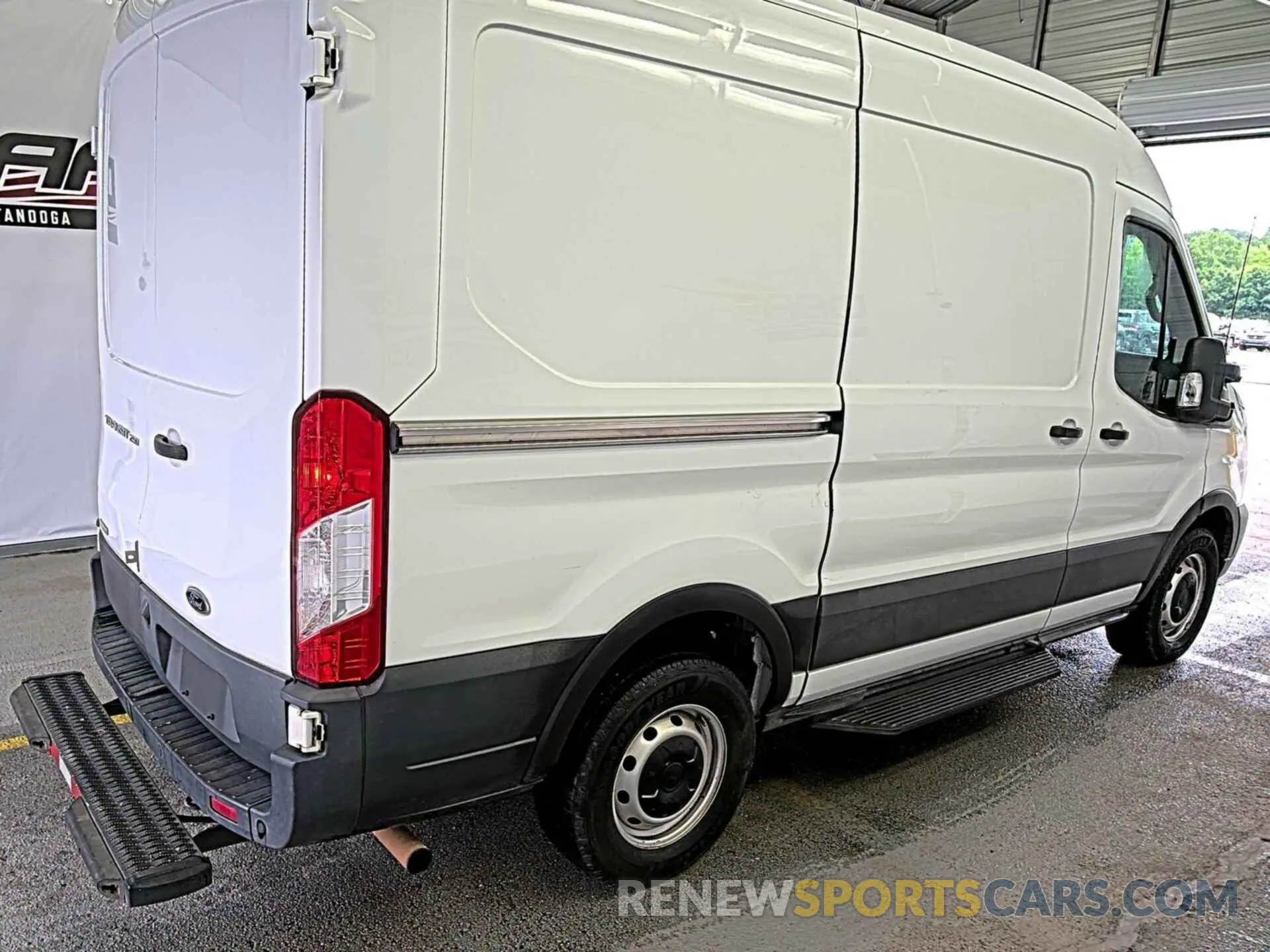 43 Photograph of a damaged car 1FTBR1CG6LKB75357 FORD TRANSIT-250 2020