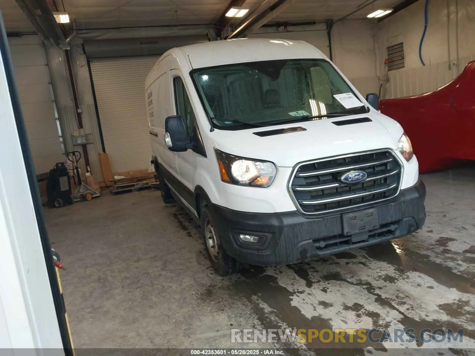 1 Photograph of a damaged car 1FTBR1CG7LKB35143 FORD TRANSIT-250 2020