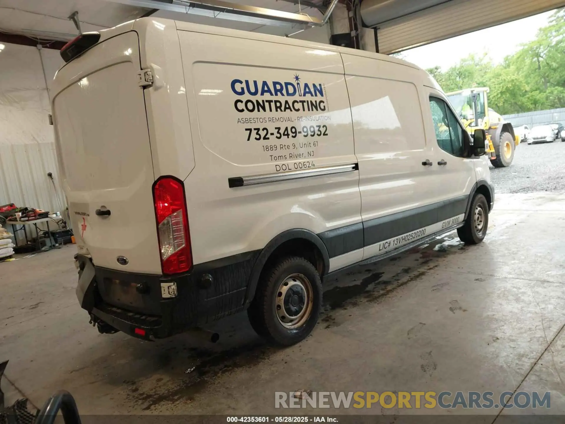 4 Photograph of a damaged car 1FTBR1CG7LKB35143 FORD TRANSIT-250 2020