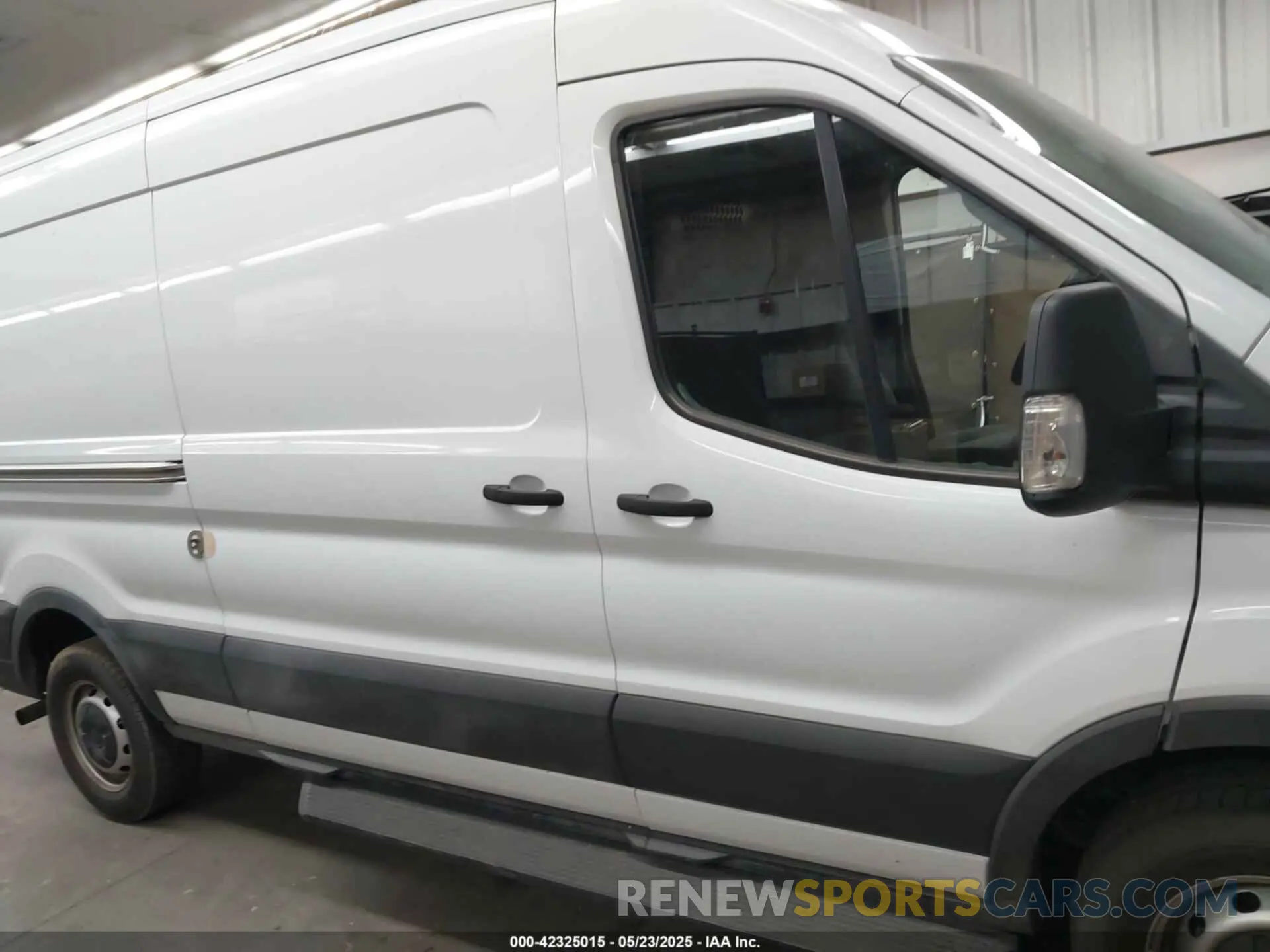 14 Photograph of a damaged car 1FTBR1CG8LKB66921 FORD TRANSIT-250 2020