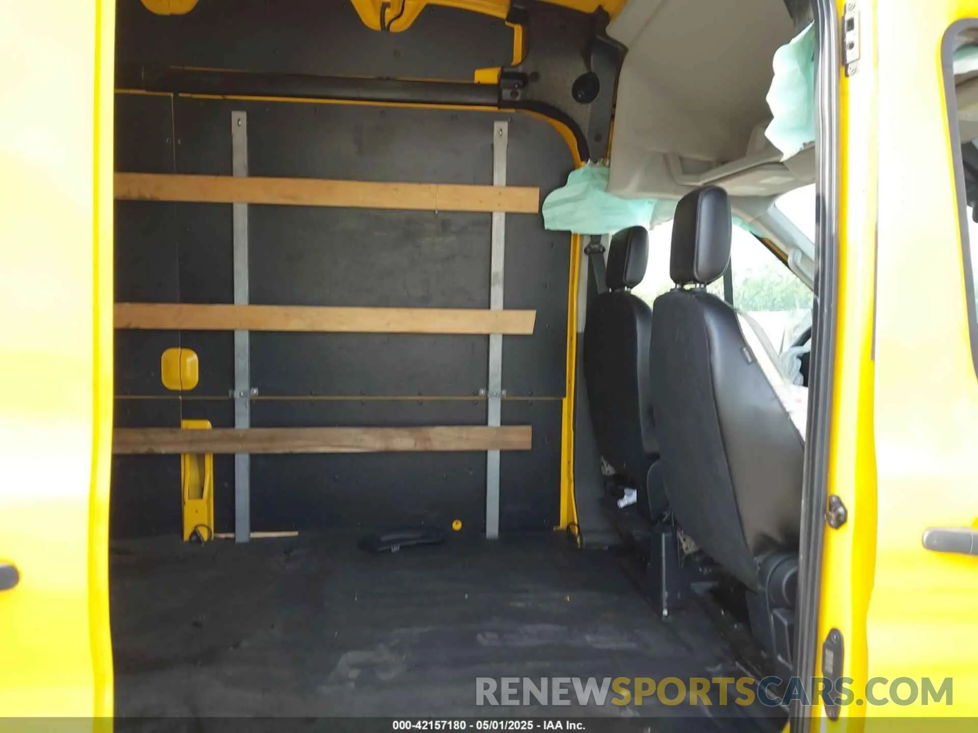 8 Photograph of a damaged car 1FTBR1X81LKA56814 FORD TRANSIT-250 2020