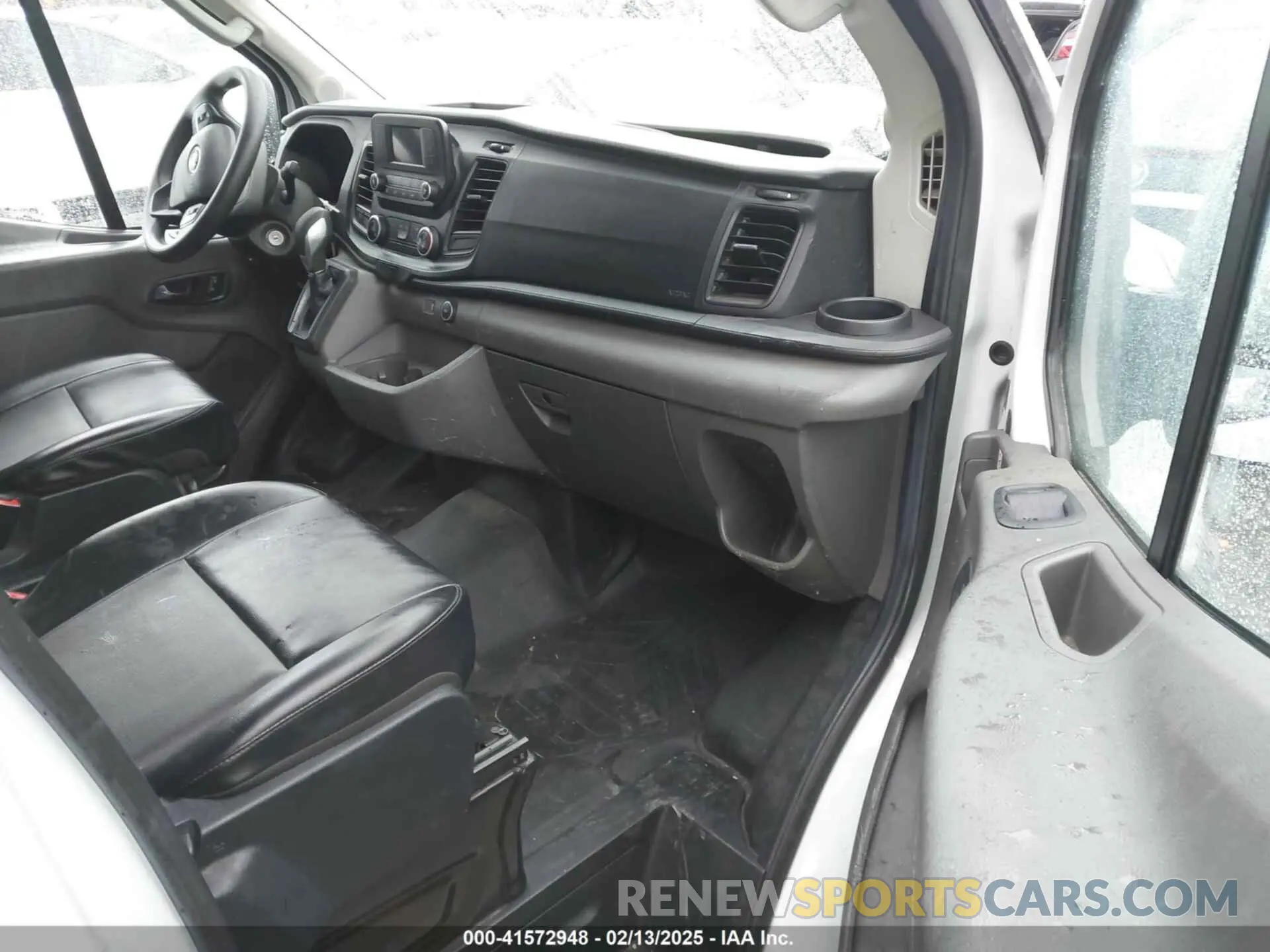 5 Photograph of a damaged car 1FTBR1X82LKB60762 FORD TRANSIT-250 2020