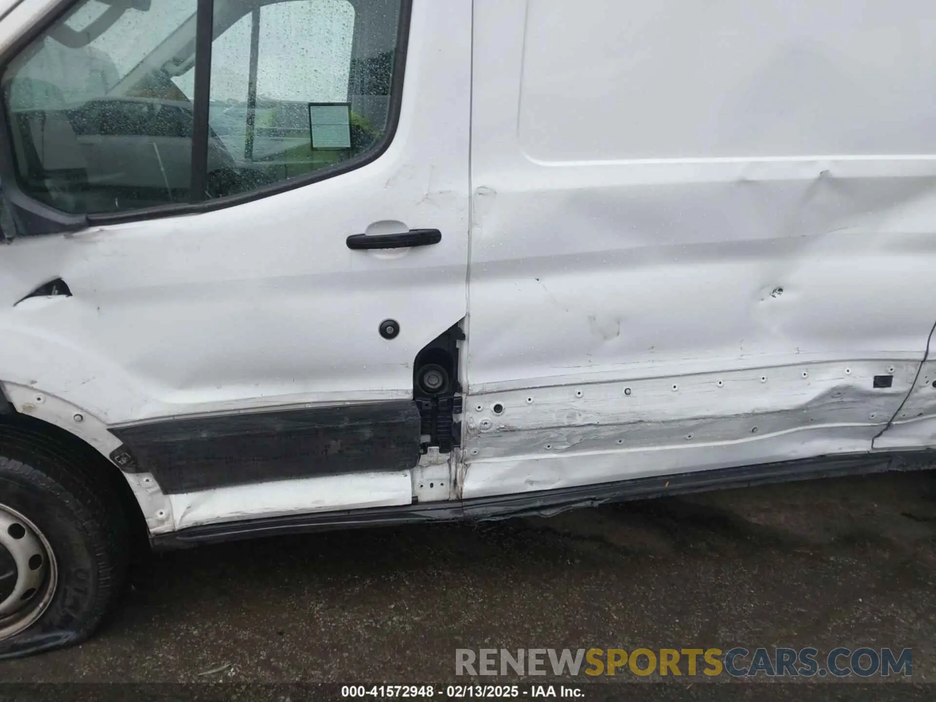 6 Photograph of a damaged car 1FTBR1X82LKB60762 FORD TRANSIT-250 2020