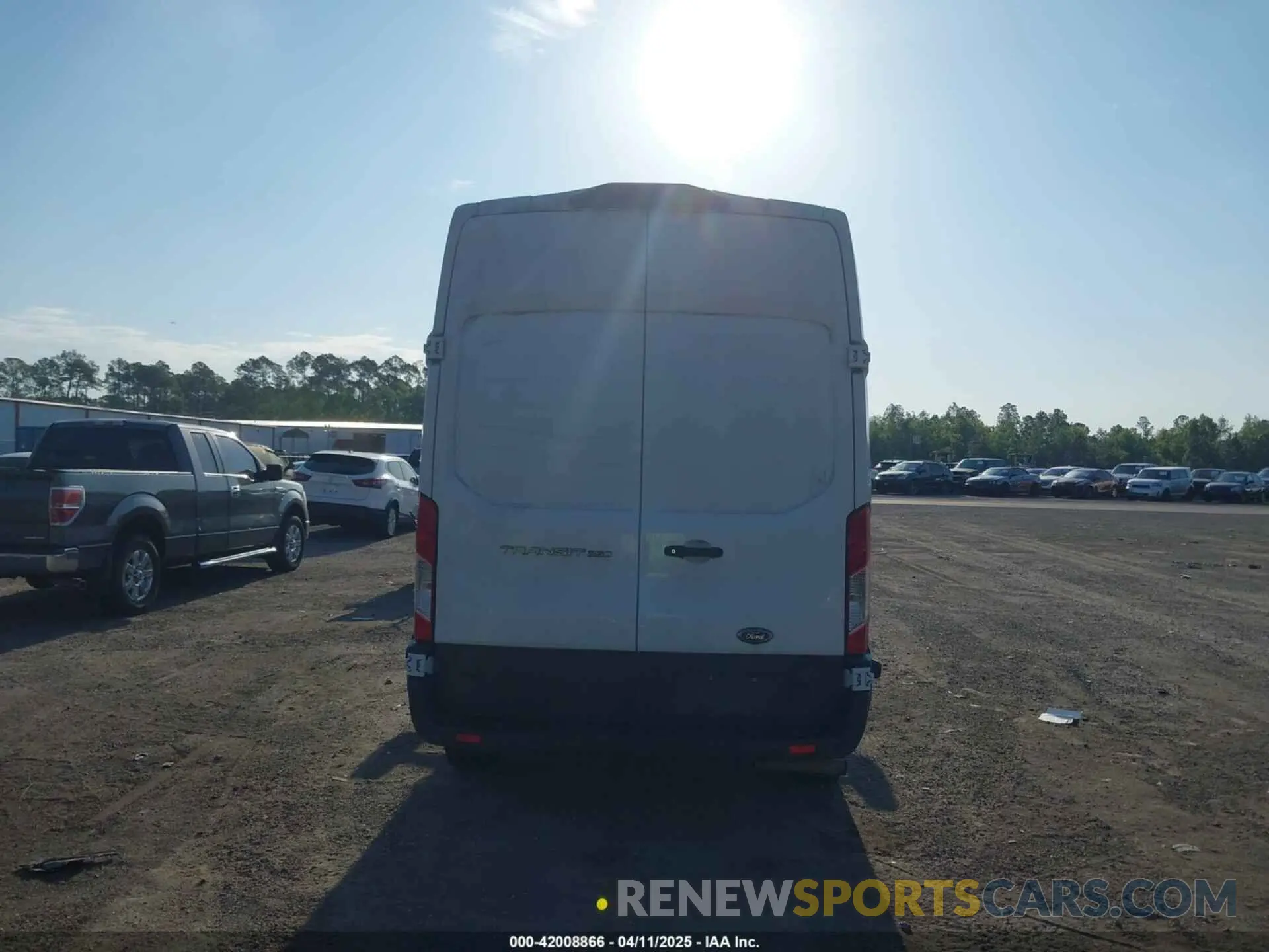 16 Photograph of a damaged car 1FTBR1X88LKB42413 FORD TRANSIT-250 2020