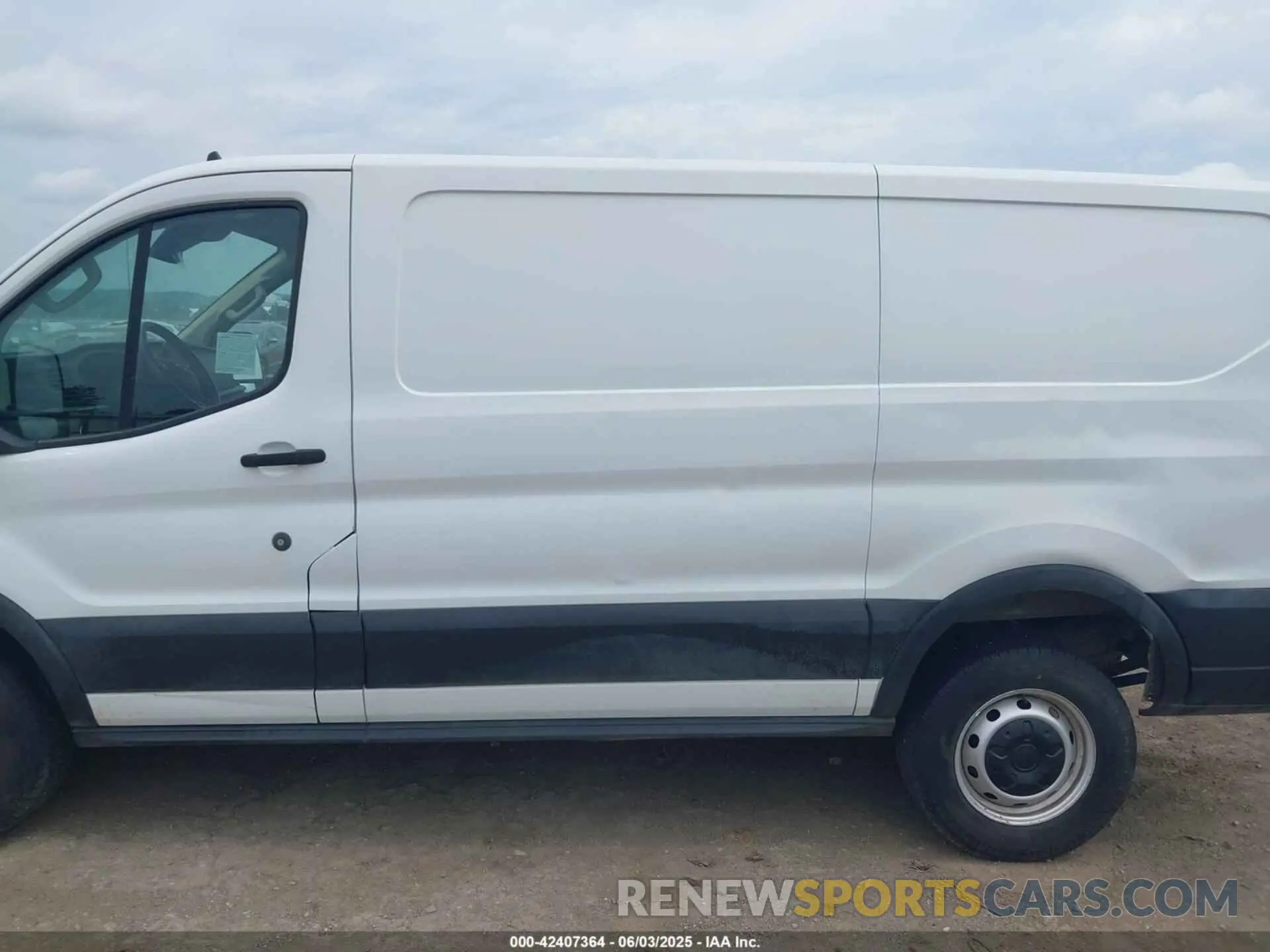 14 Photograph of a damaged car 1FTBR1Y81LKB54322 FORD TRANSIT-250 2020