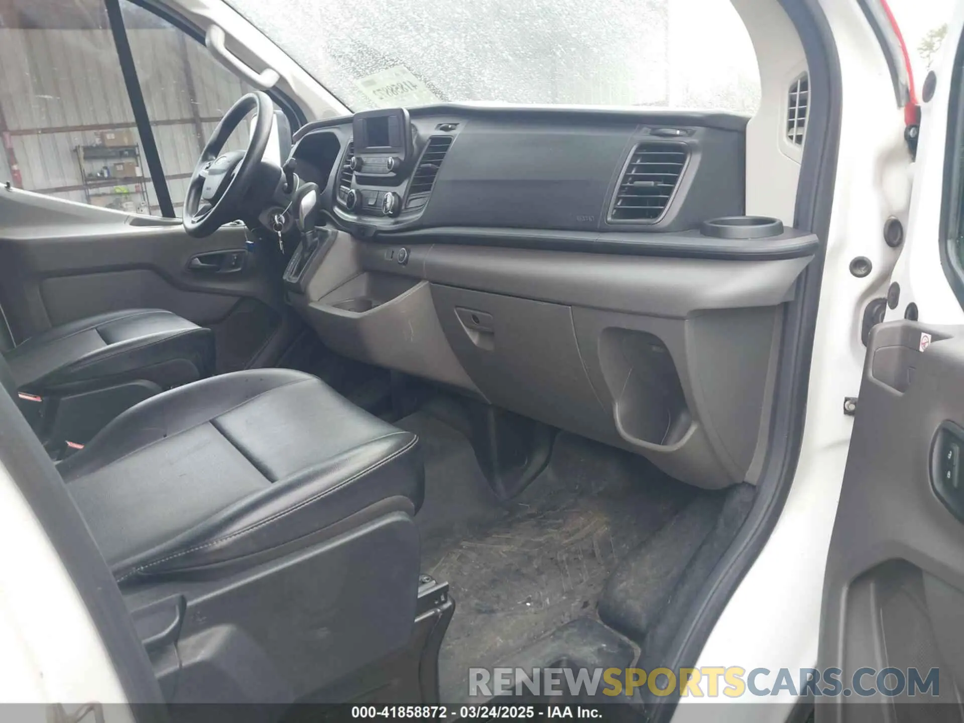 5 Photograph of a damaged car 1FTBR1Y82LKA23996 FORD TRANSIT-250 2020