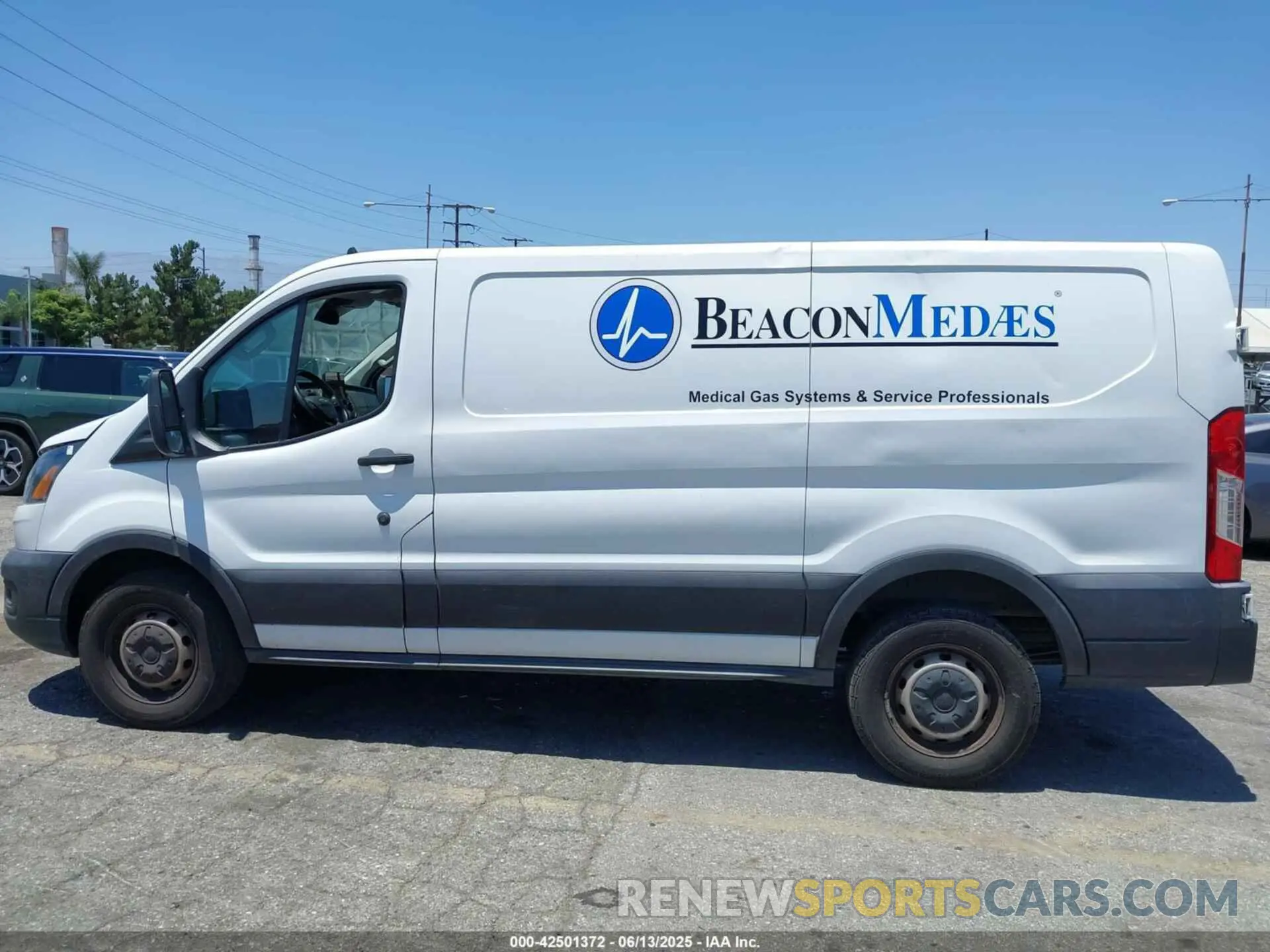 15 Photograph of a damaged car 1FTBR1Y84LKB37403 FORD TRANSIT-250 2020