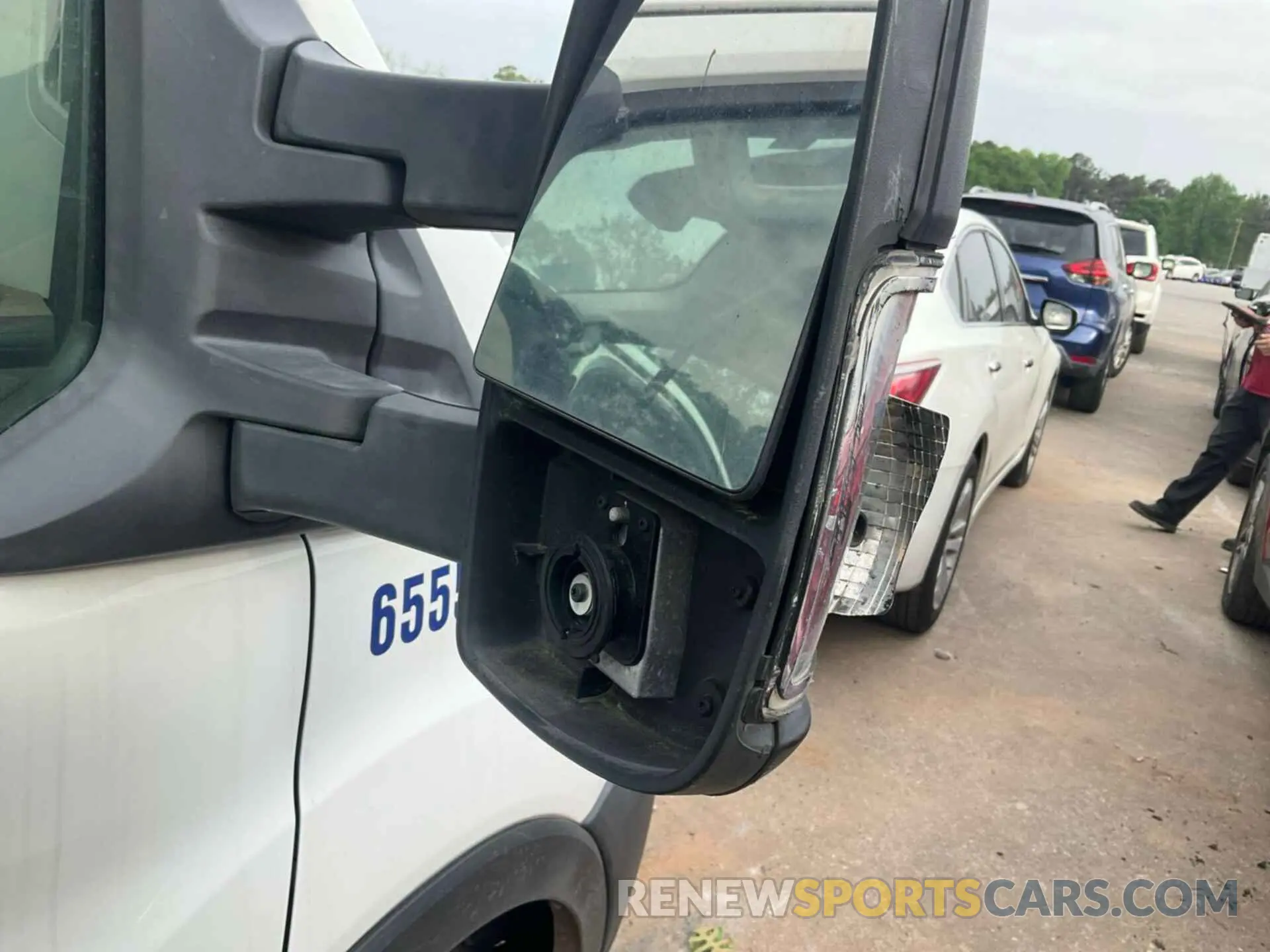 19 Photograph of a damaged car 1FTBR1Y85LKB76565 FORD TRANSIT-250 2020