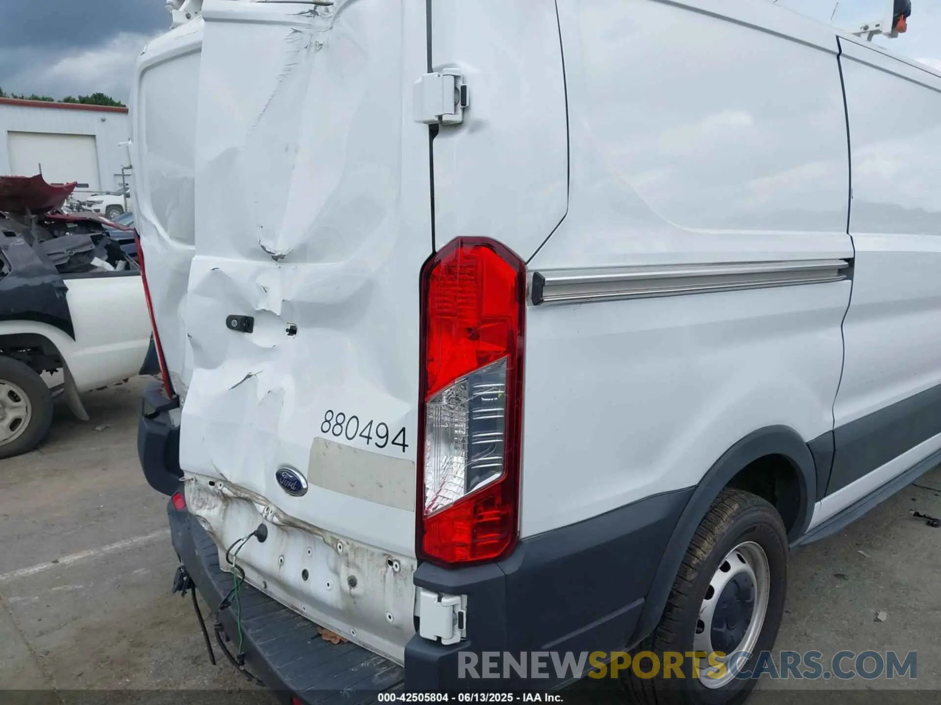 18 Photograph of a damaged car 1FTBR1Y86LKA35522 FORD TRANSIT-250 2020