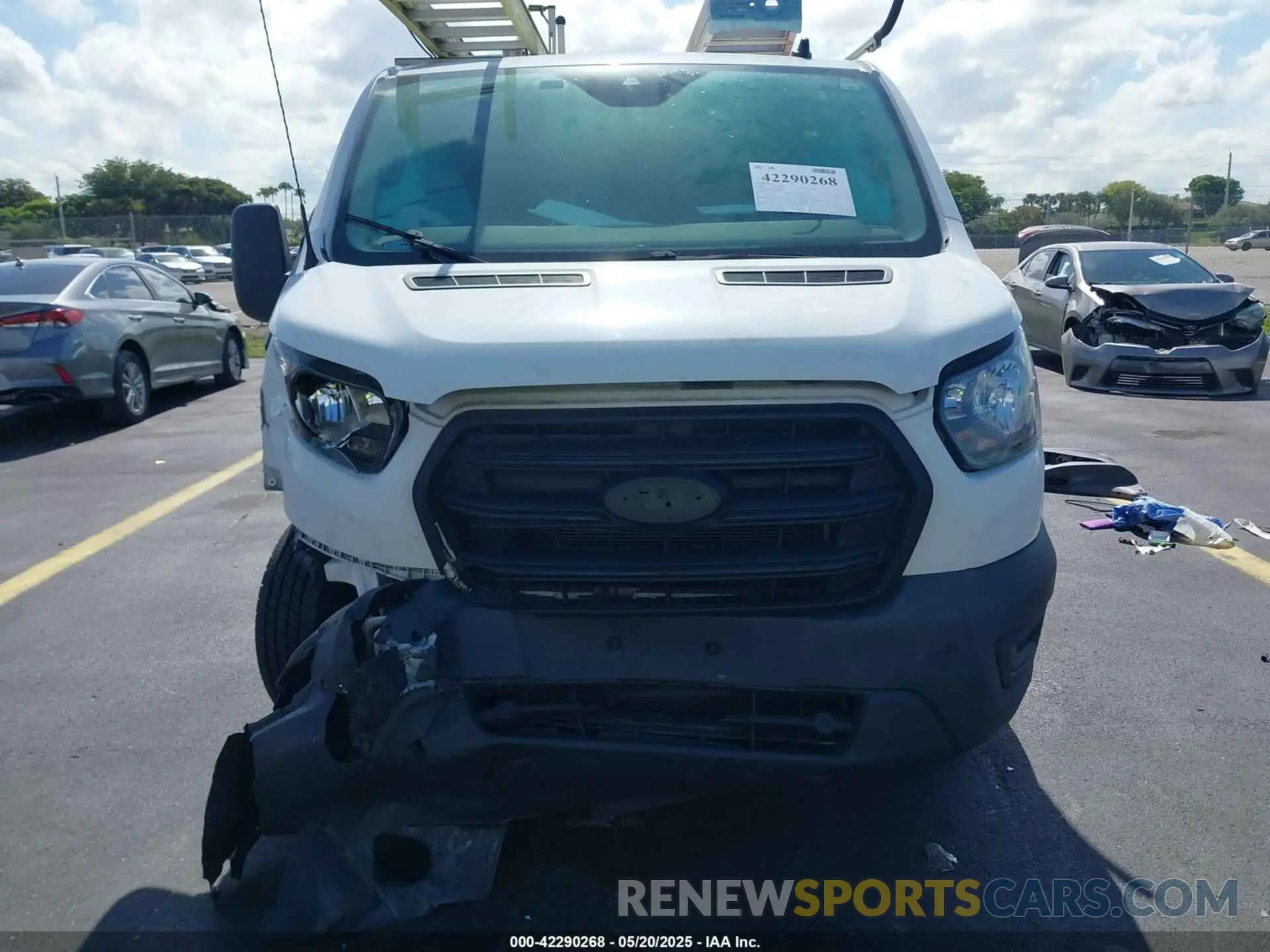 11 Photograph of a damaged car 1FTBR1Y86LKB30999 FORD TRANSIT-250 2020