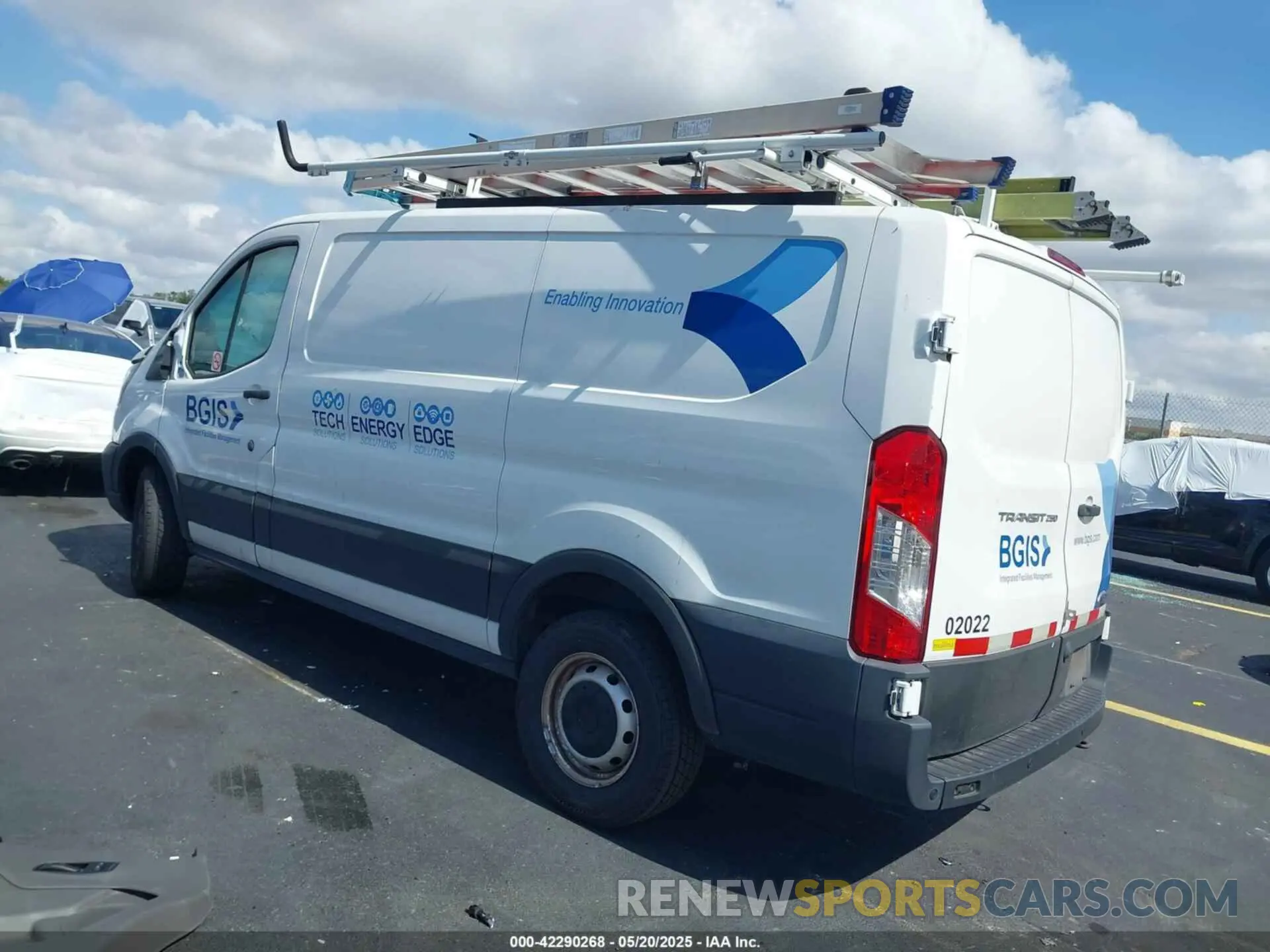 3 Photograph of a damaged car 1FTBR1Y86LKB30999 FORD TRANSIT-250 2020