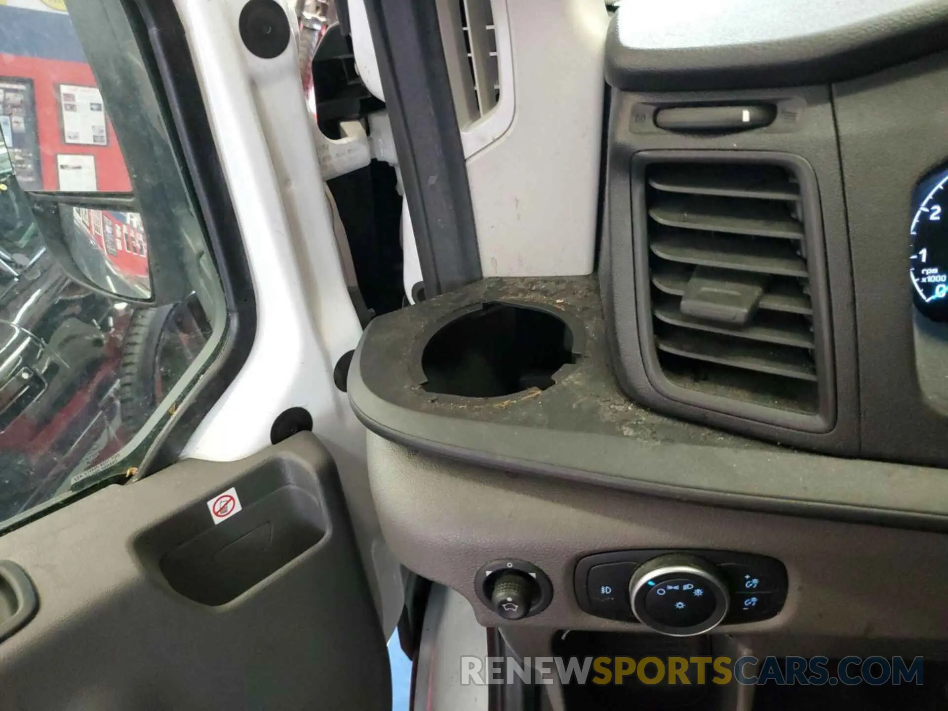 14 Photograph of a damaged car 1FTBR1Y88LKB76575 FORD TRANSIT-250 2020