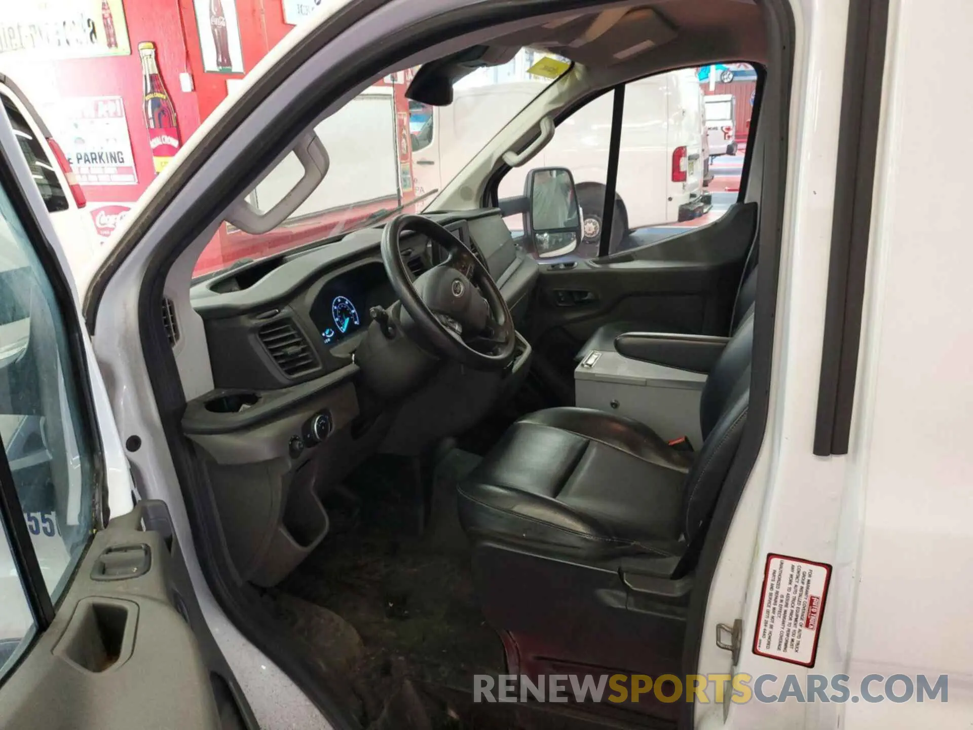19 Photograph of a damaged car 1FTBR1Y88LKB76575 FORD TRANSIT-250 2020