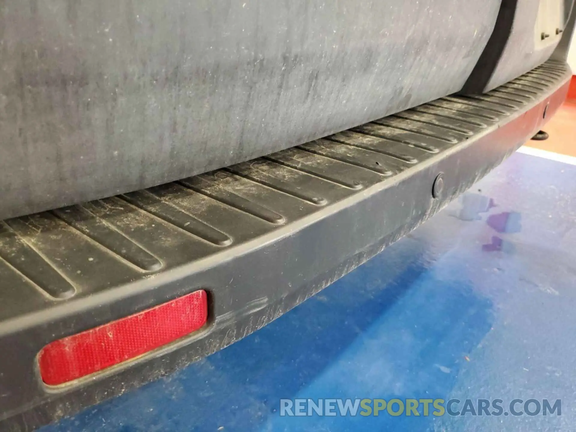 29 Photograph of a damaged car 1FTBR1Y88LKB76575 FORD TRANSIT-250 2020
