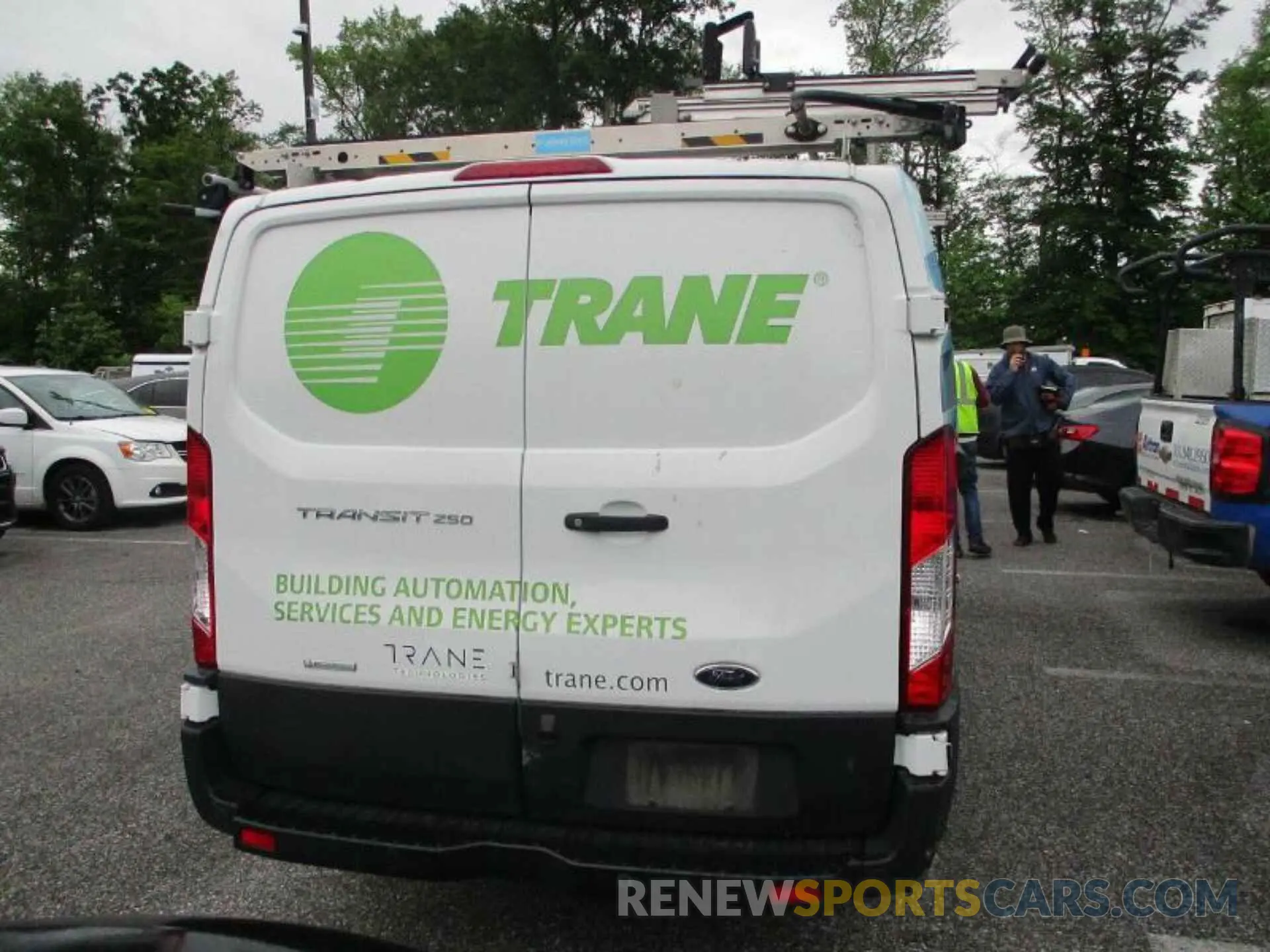 3 Photograph of a damaged car 1FTBR1YG4LKA26096 FORD TRANSIT-250 2020