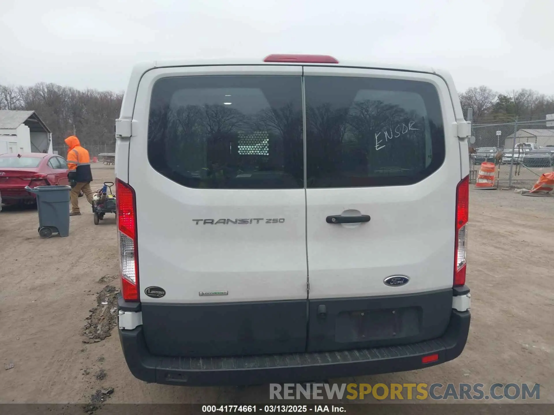 17 Photograph of a damaged car 1FTBR1YG7LKA35097 FORD TRANSIT-250 2020