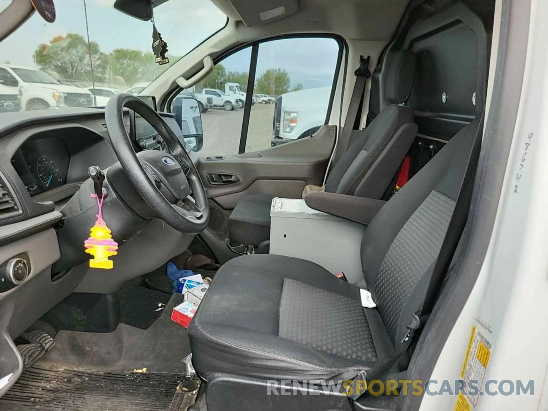 7 Photograph of a damaged car 1FTBR1YGXLKA35837 FORD TRANSIT-250 2020