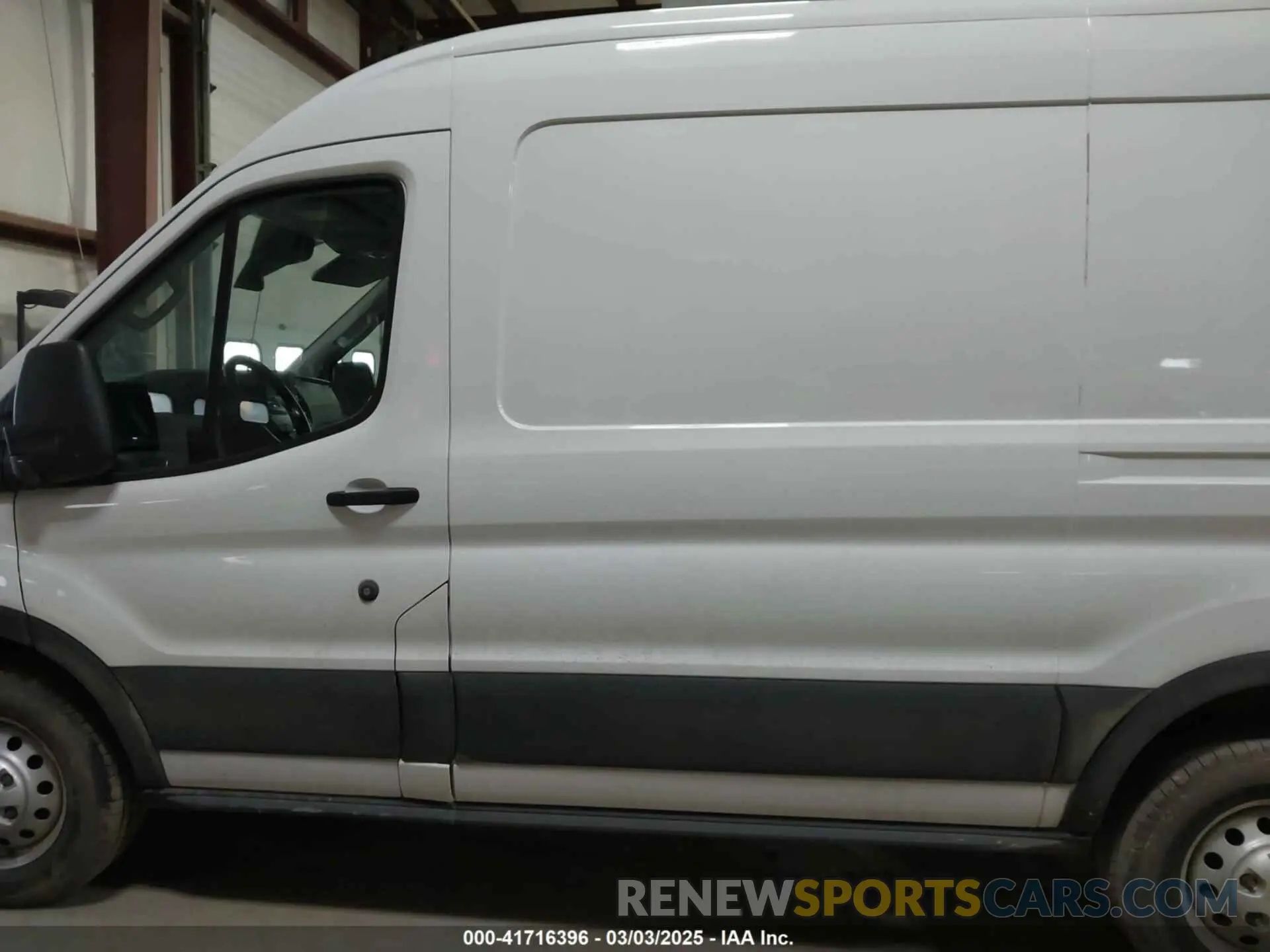 14 Photograph of a damaged car 1FTBR2C84LKA08946 FORD TRANSIT-250 2020
