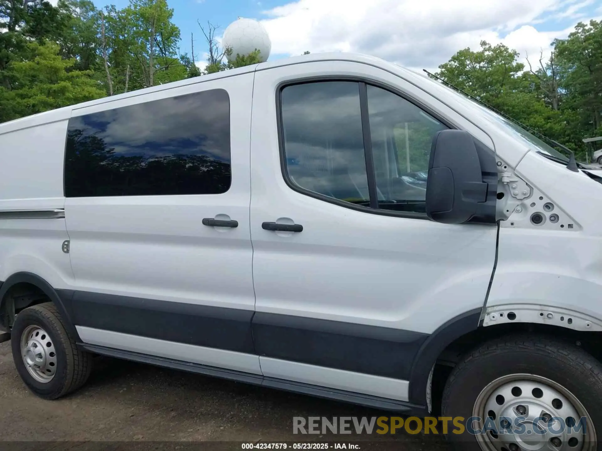 13 Photograph of a damaged car 1FTBR2Y80LKB22354 FORD TRANSIT-250 2020