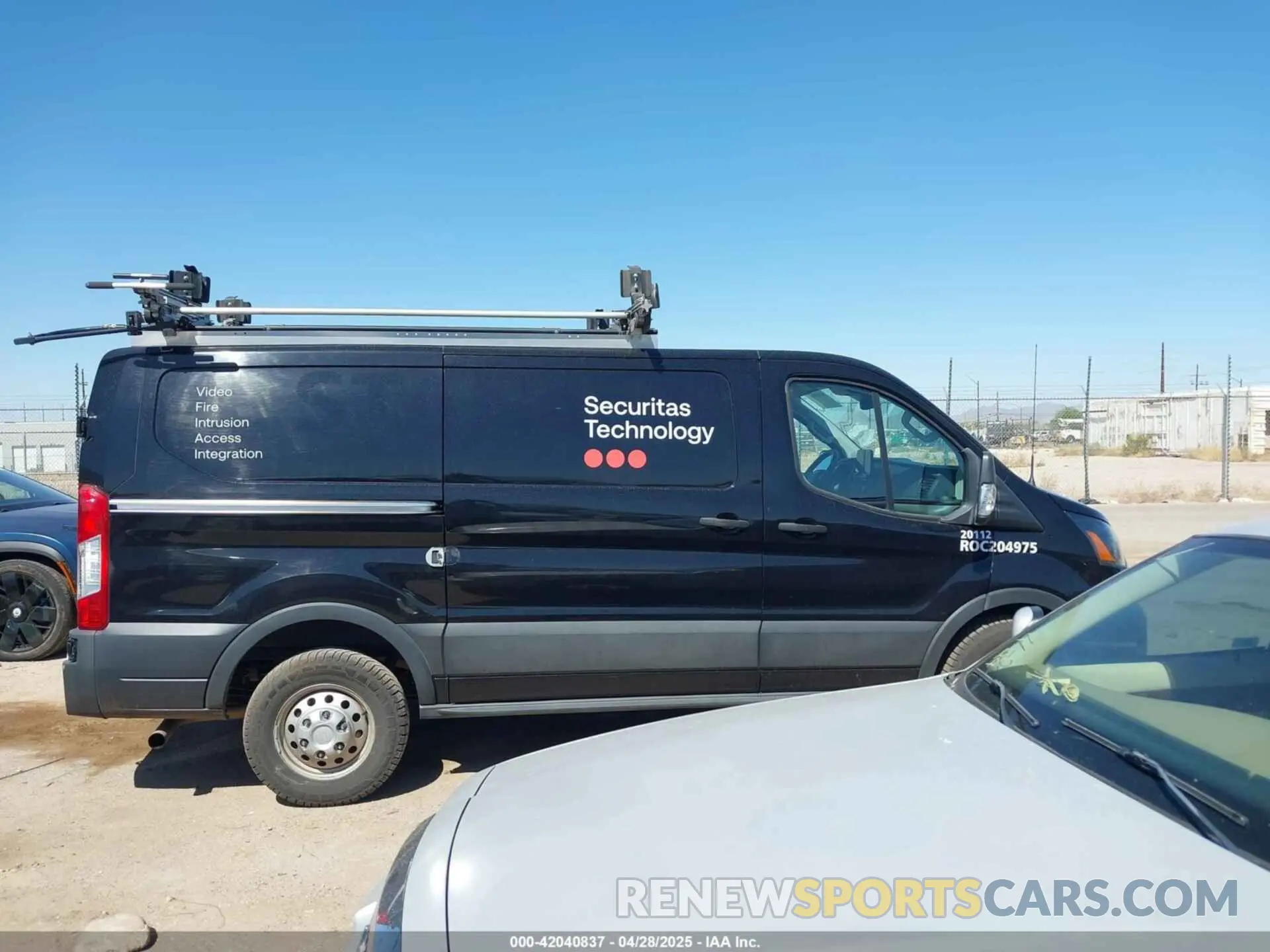 14 Photograph of a damaged car 1FTBR2Y81LKB12562 FORD TRANSIT-250 2020