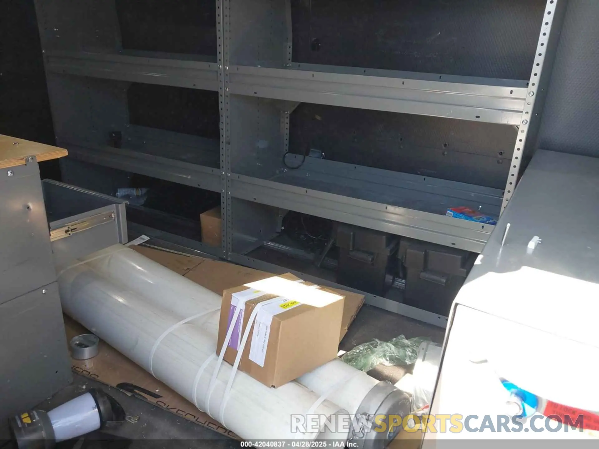 8 Photograph of a damaged car 1FTBR2Y81LKB12562 FORD TRANSIT-250 2020