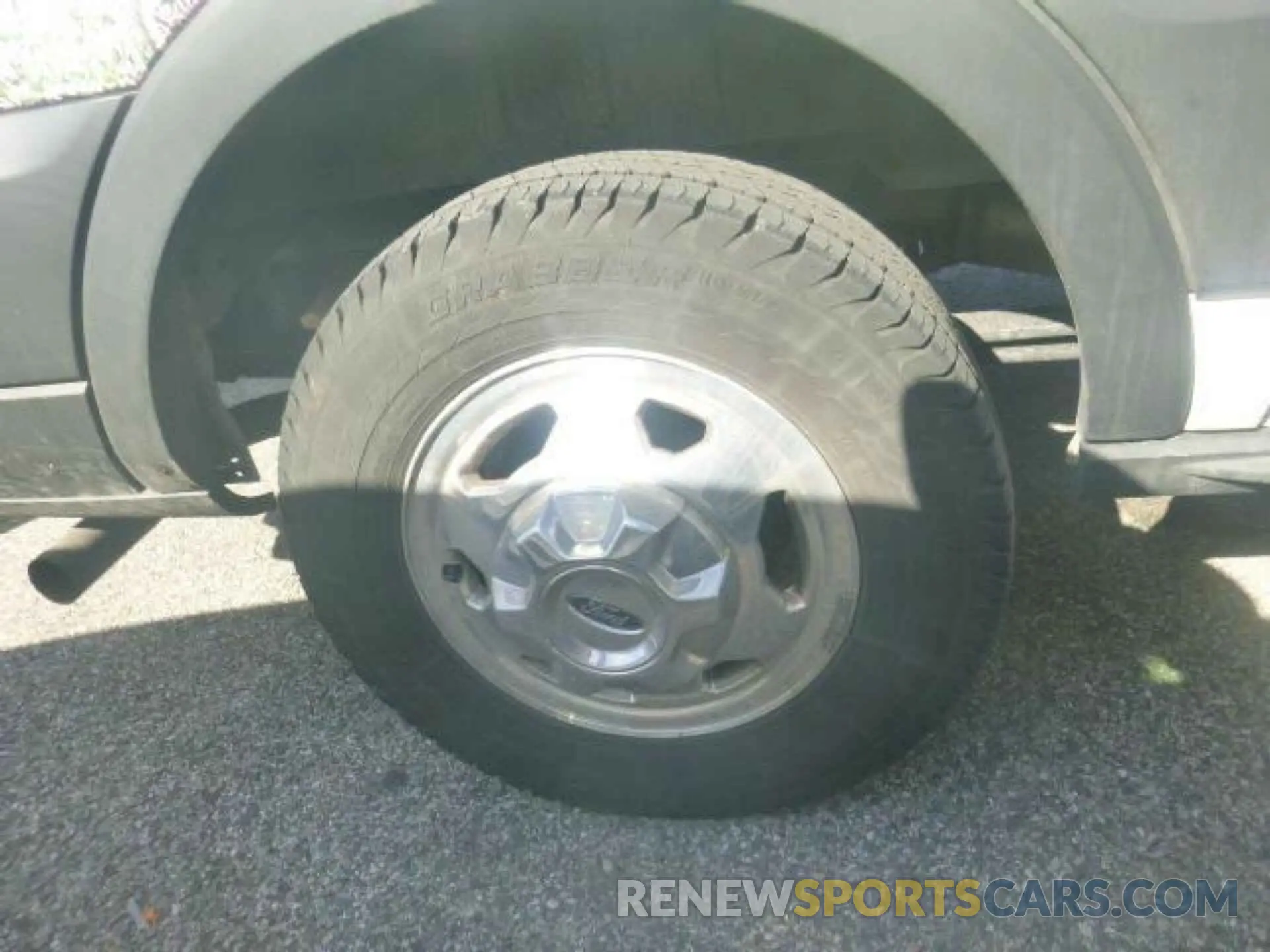 3 Photograph of a damaged car 1FTBR2YG4LKA32423 FORD TRANSIT-250 2020