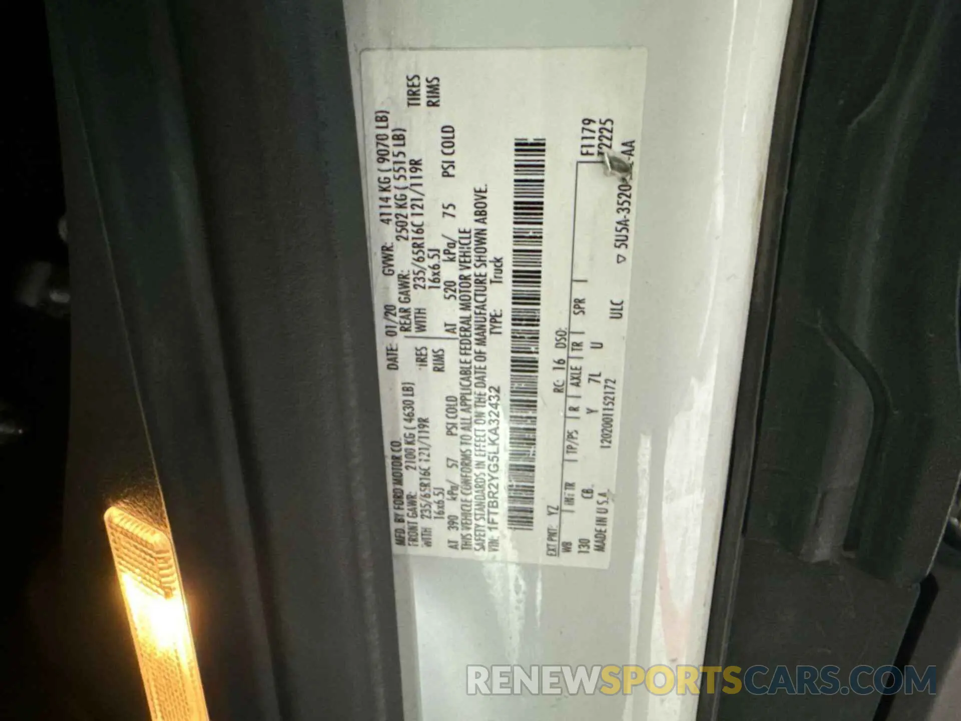1 Photograph of a damaged car 1FTBR2YG5LKA32432 FORD TRANSIT-250 2020