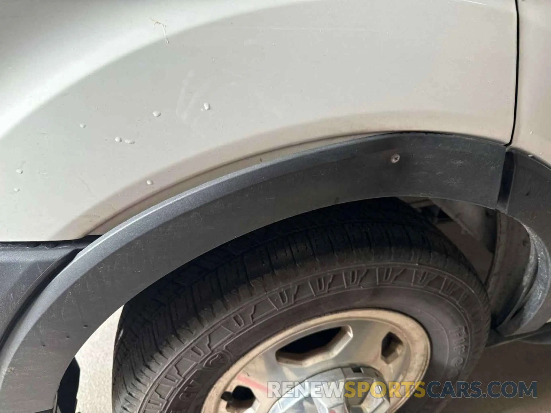 25 Photograph of a damaged car 1FTBR2YG5LKA32432 FORD TRANSIT-250 2020