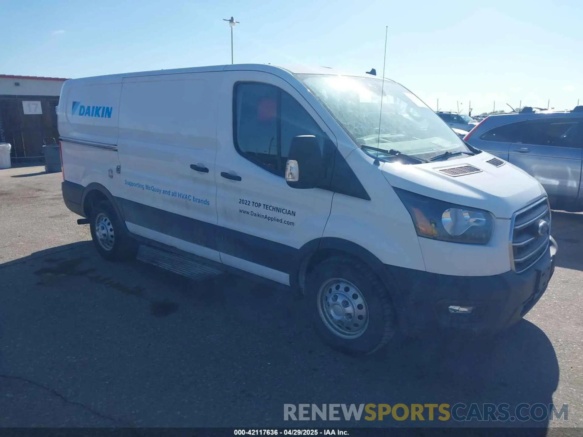 1 Photograph of a damaged car 1FTBR2YGXLKB09134 FORD TRANSIT-250 2020