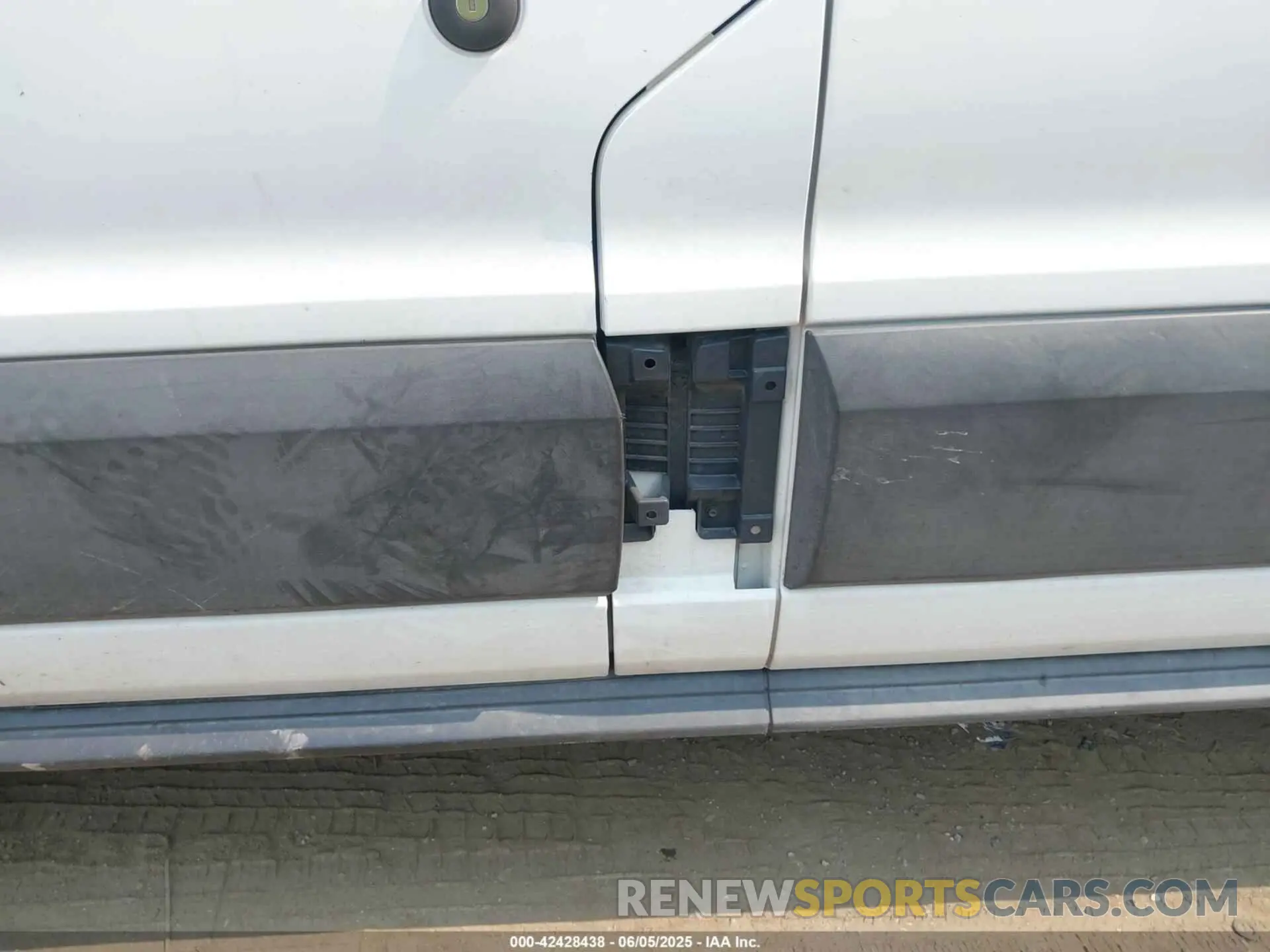 12 Photograph of a damaged car 1FTBR1C85MKA12354 FORD TRANSIT-250 2021