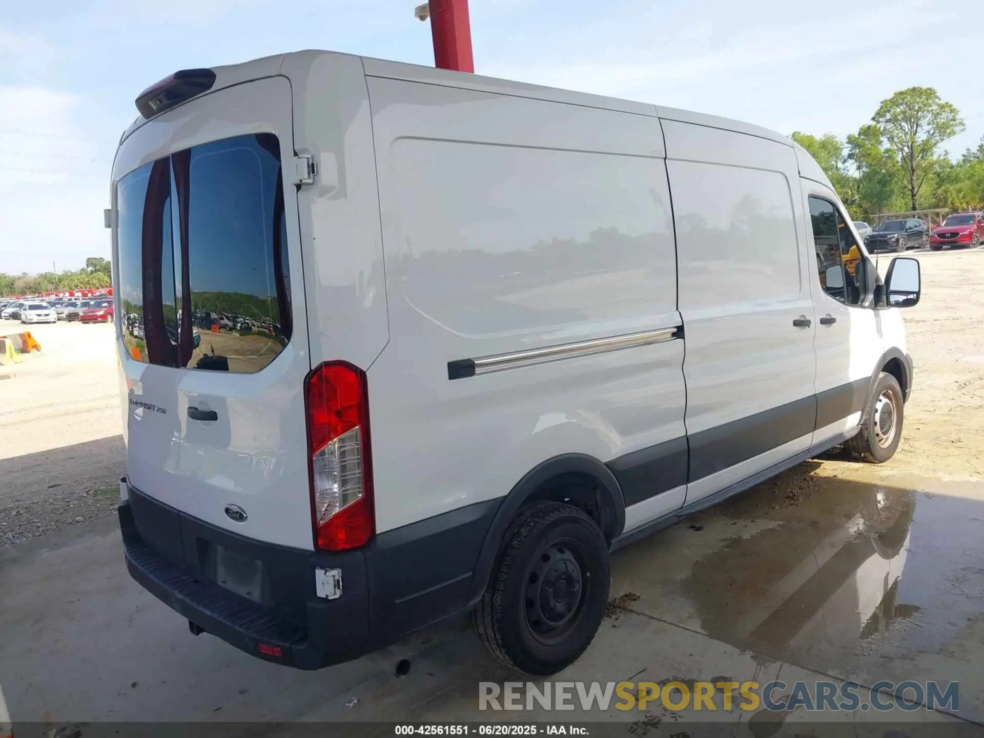 4 Photograph of a damaged car 1FTBR1C86MKA13416 FORD TRANSIT-250 2021