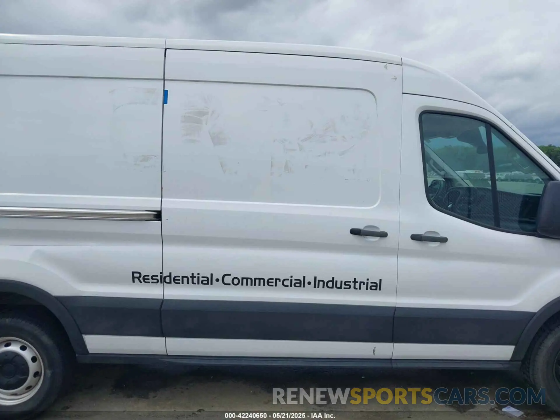 13 Photograph of a damaged car 1FTBR1C87MKA18947 FORD TRANSIT-250 2021
