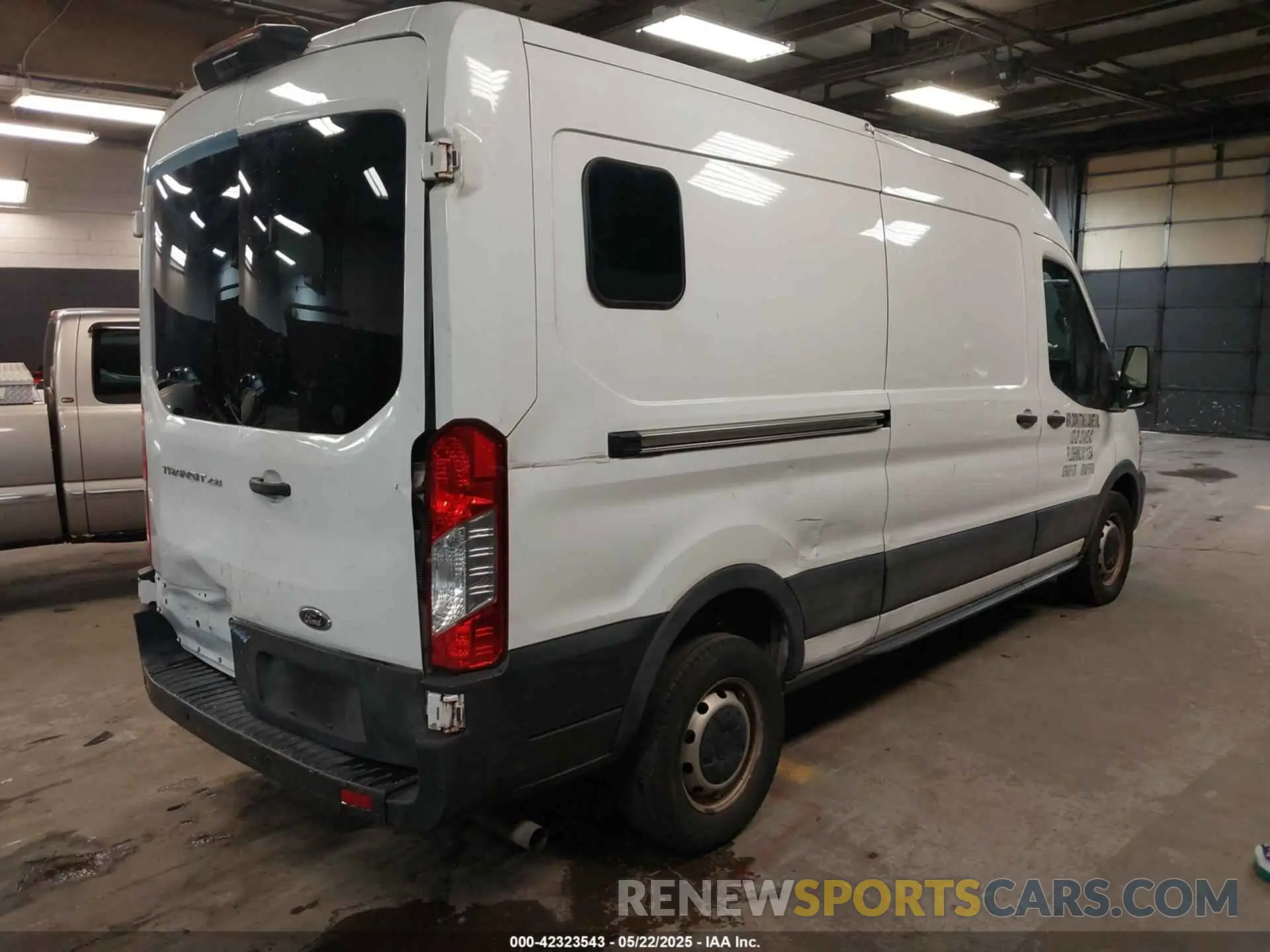 4 Photograph of a damaged car 1FTBR1C8XMKA10485 FORD TRANSIT-250 2021