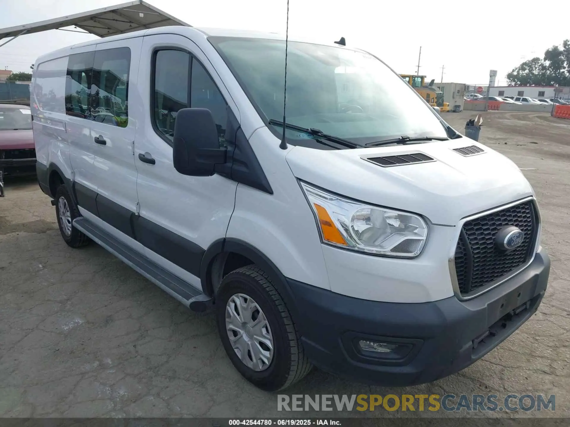 1 Photograph of a damaged car 1FTBR1Y85MKA69355 FORD TRANSIT-250 2021