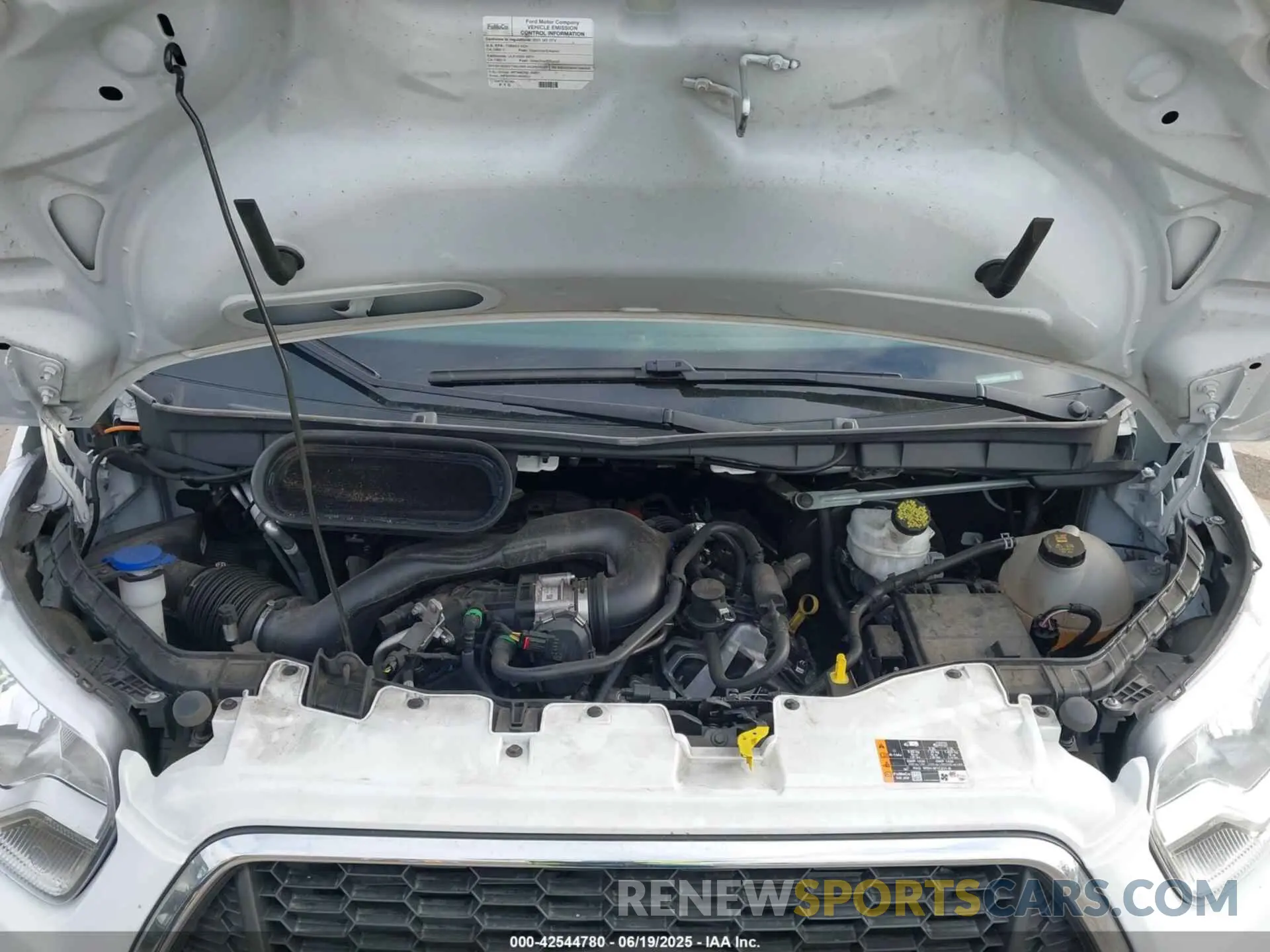 10 Photograph of a damaged car 1FTBR1Y85MKA69355 FORD TRANSIT-250 2021