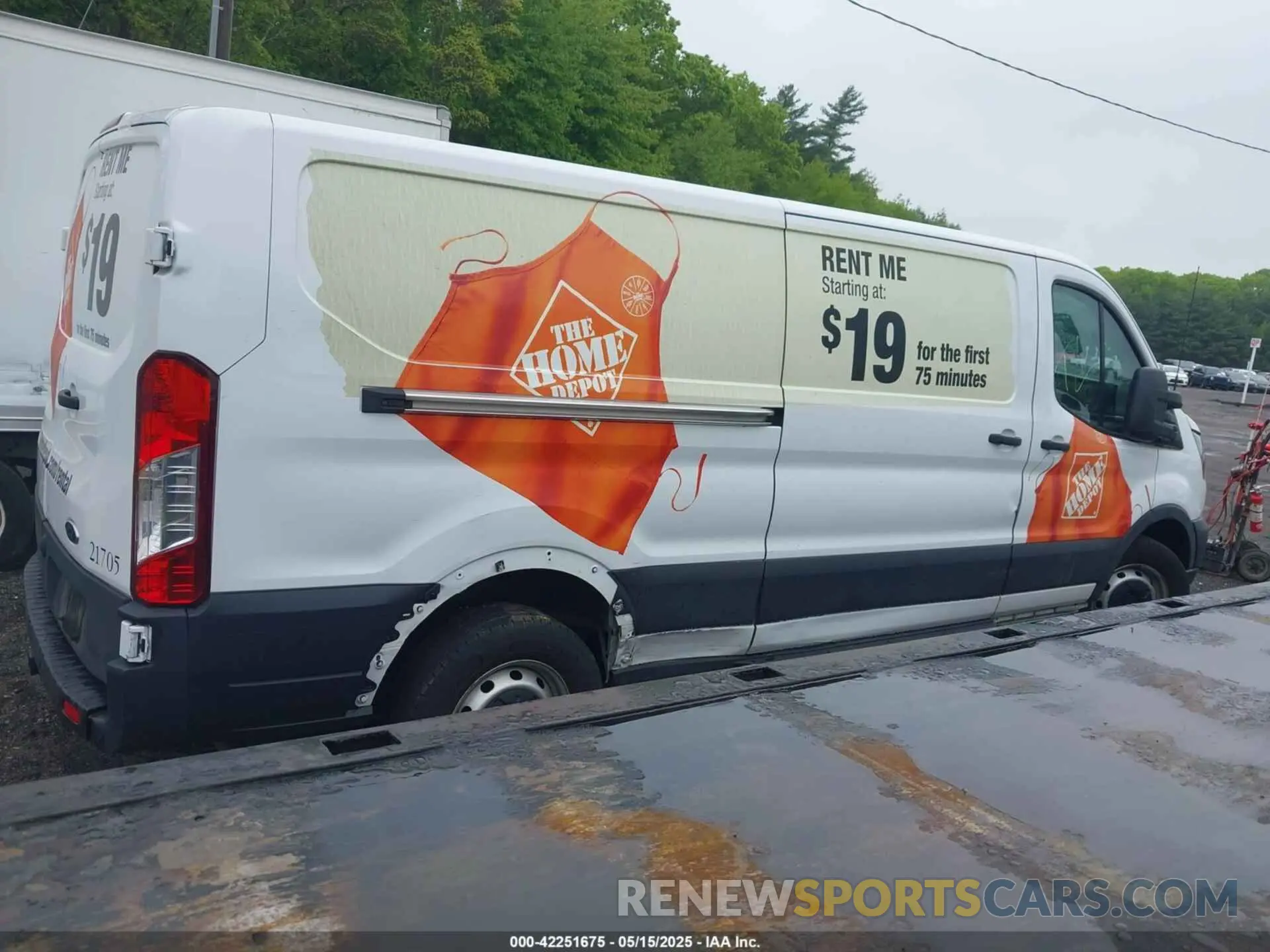 12 Photograph of a damaged car 1FTBR1Y87MKA76372 FORD TRANSIT-250 2021