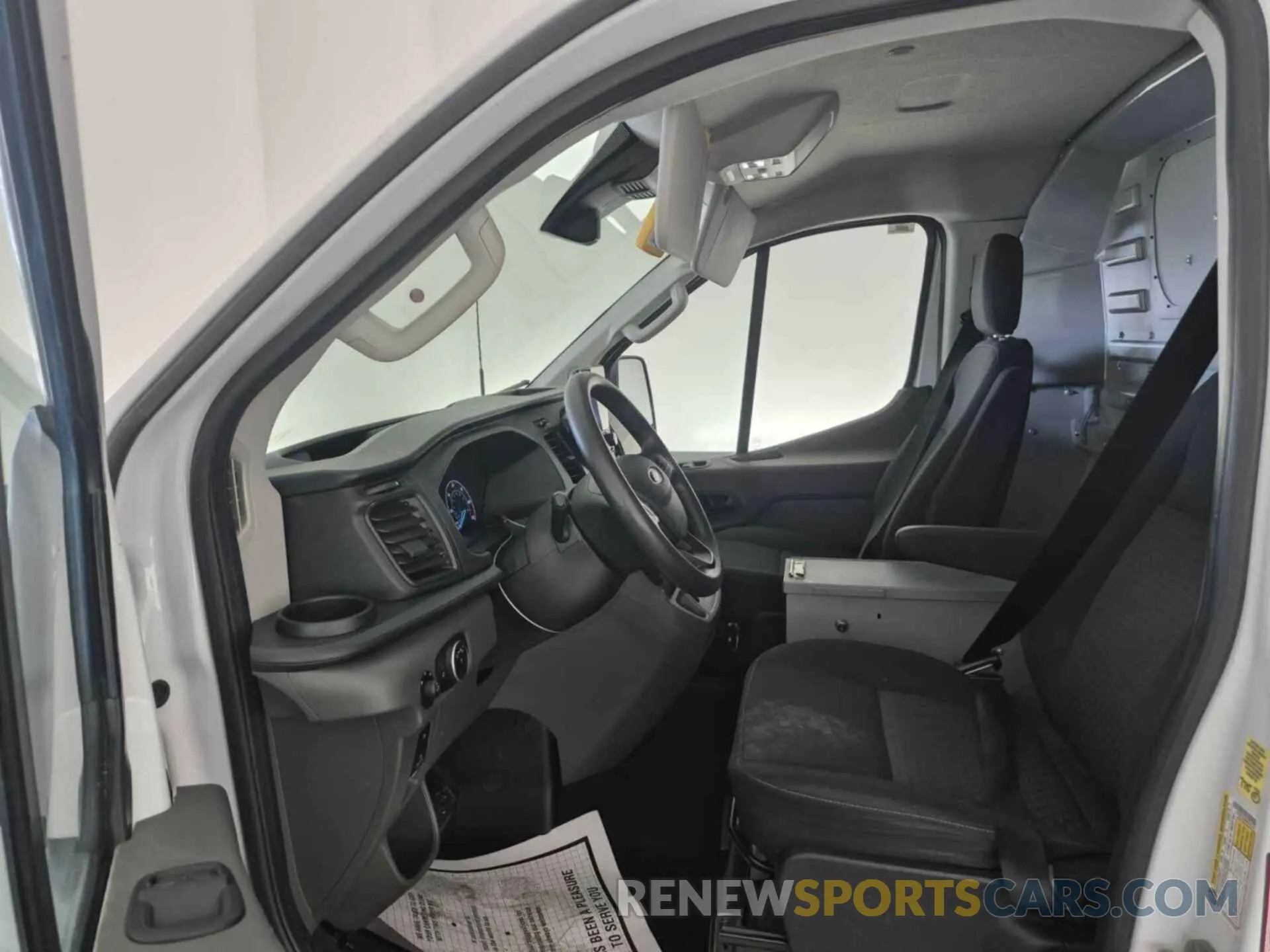 19 Photograph of a damaged car 1FTBR1YG0MKA43124 FORD TRANSIT-250 2021