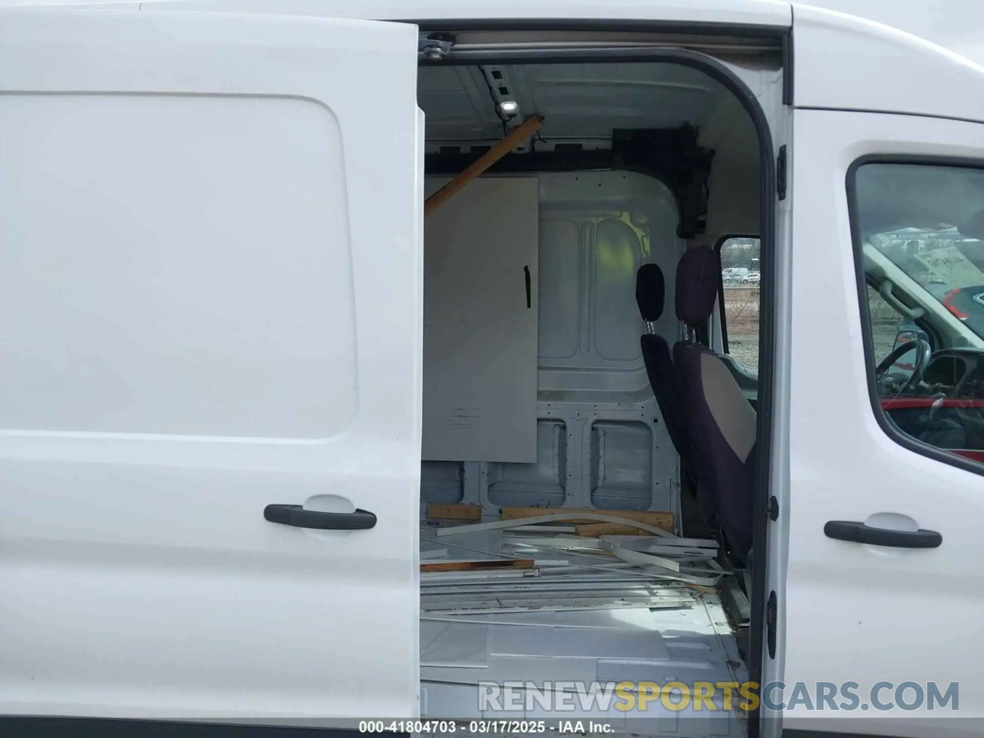 8 Photograph of a damaged car 1FTBR2C81MKA02605 FORD TRANSIT-250 2021