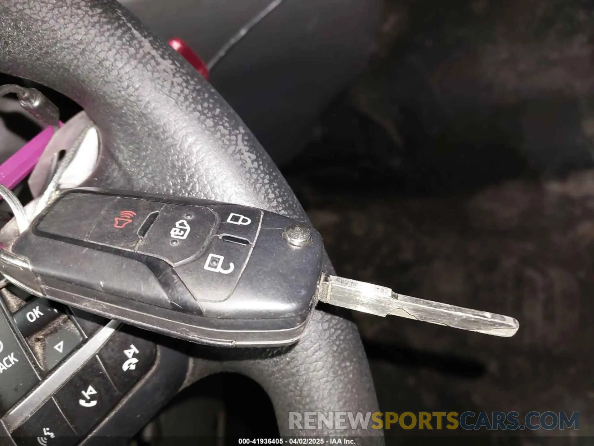 11 Photograph of a damaged car 1FTBR2X81NKA63335 FORD TRANSIT-250 2022