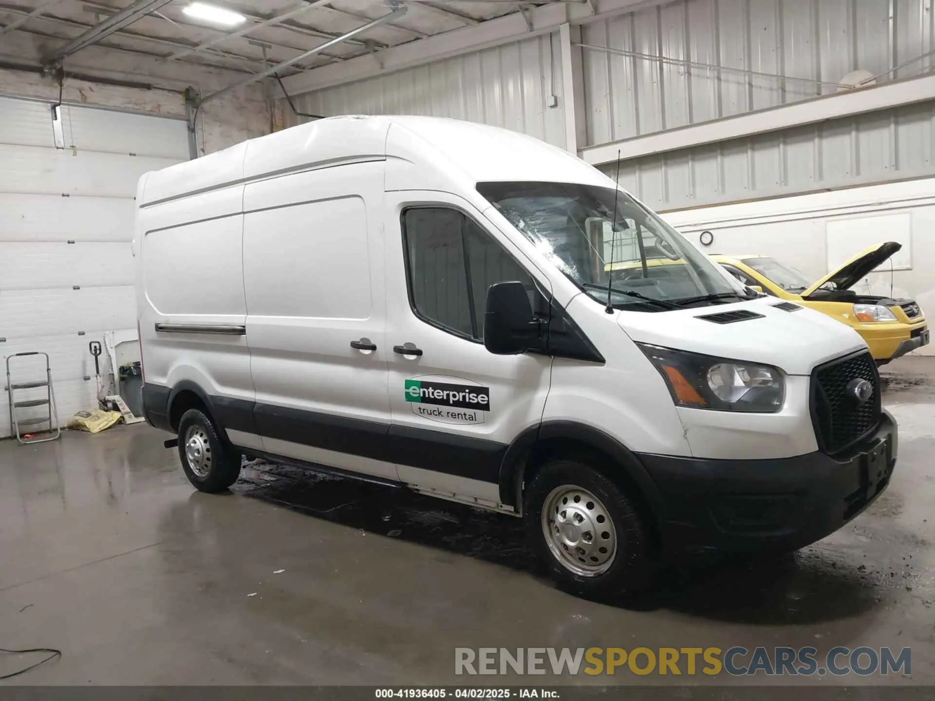13 Photograph of a damaged car 1FTBR2X81NKA63335 FORD TRANSIT-250 2022