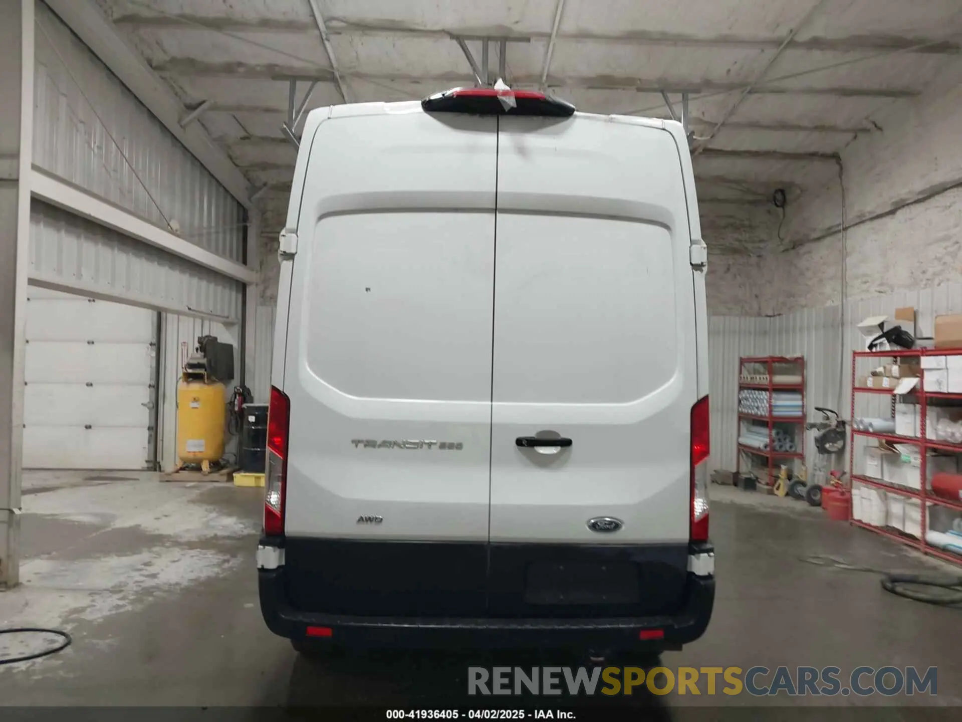 16 Photograph of a damaged car 1FTBR2X81NKA63335 FORD TRANSIT-250 2022