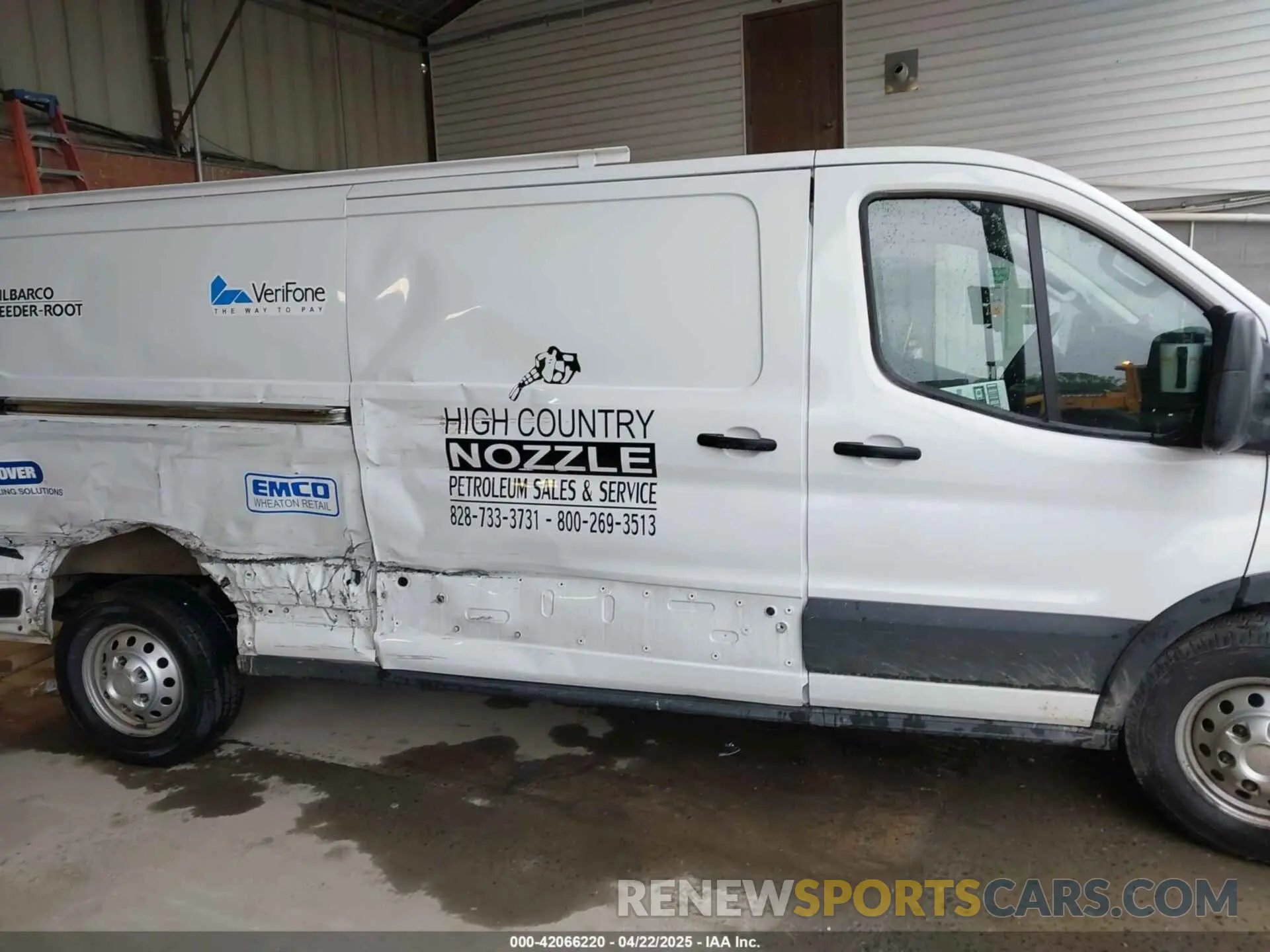 13 Photograph of a damaged car 1FTBR2Y8XNKA64675 FORD TRANSIT-250 2022