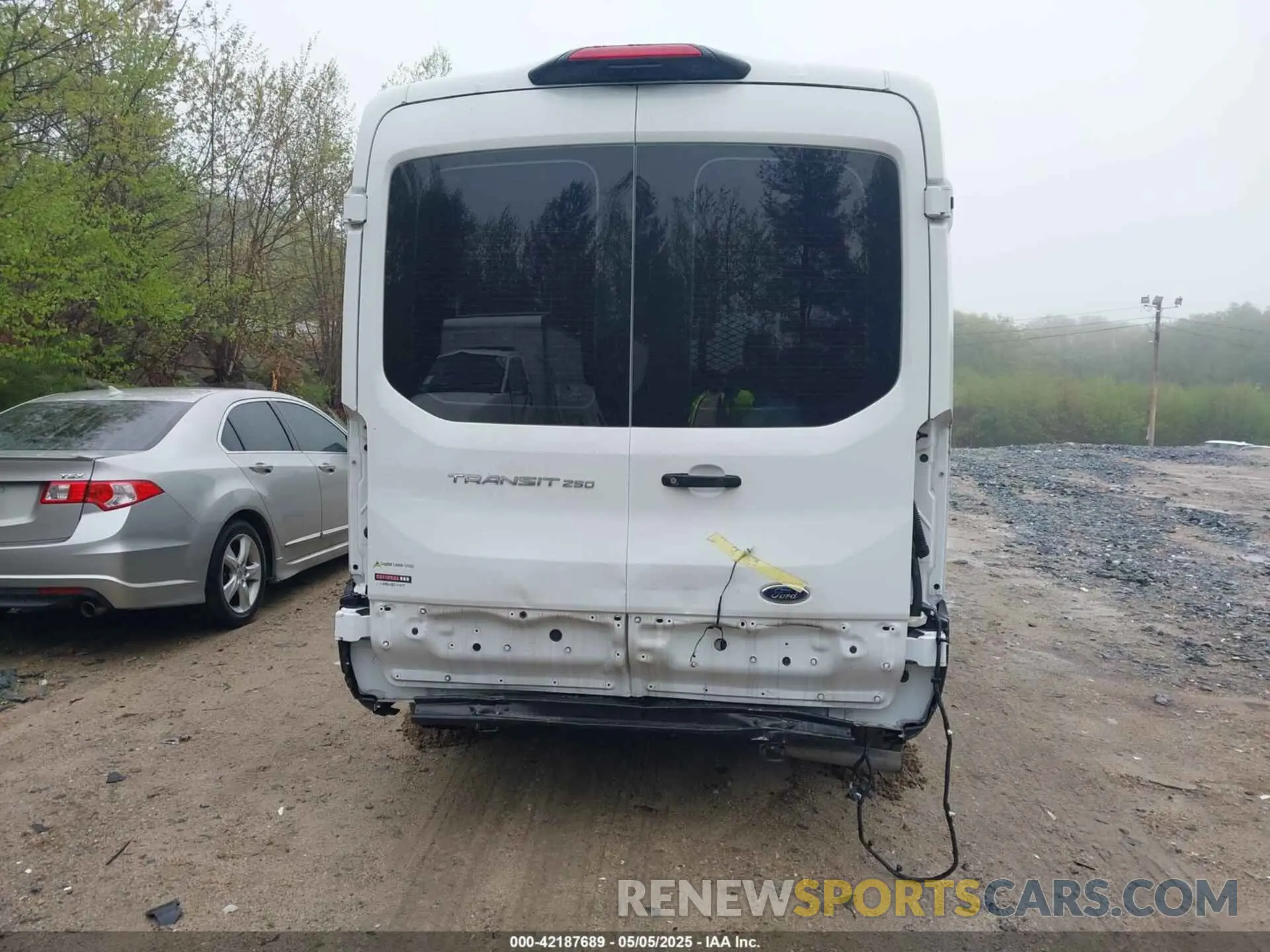 17 Photograph of a damaged car 1FTBR1C81PKA52399 FORD TRANSIT-250 2023